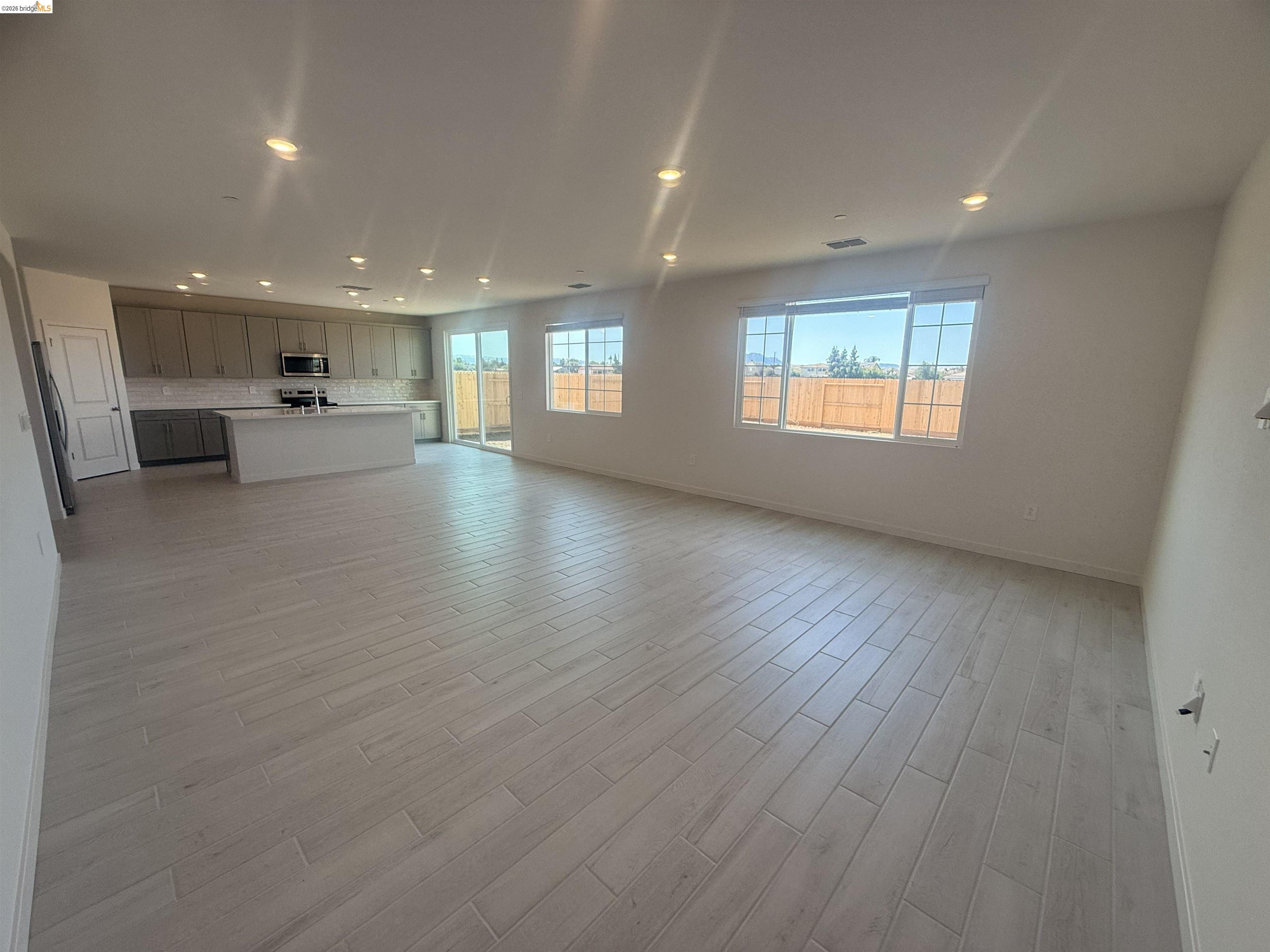 613 Channel Cir.