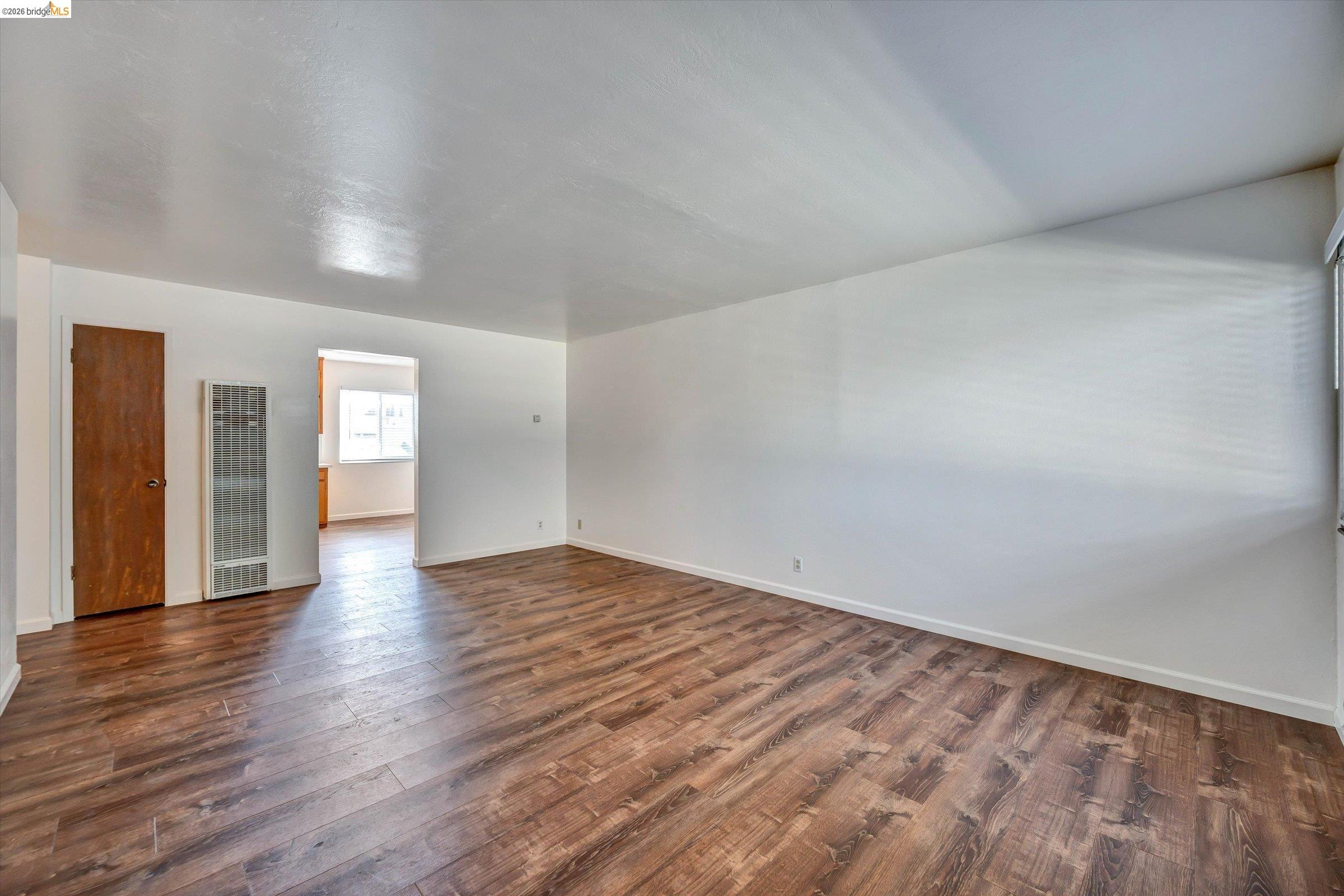 1640 104Th Ave