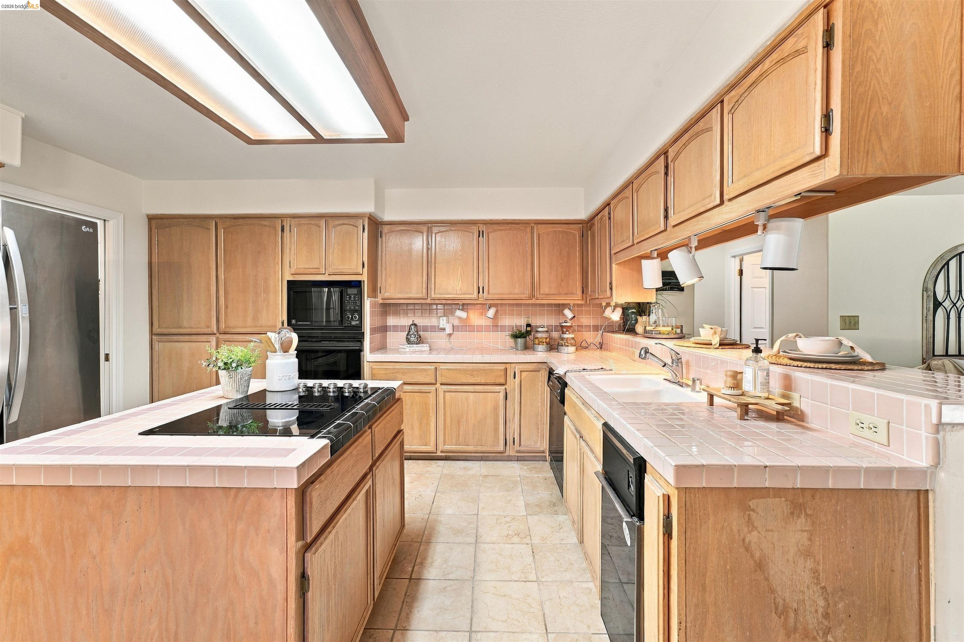 4104 Sturgeon Rd