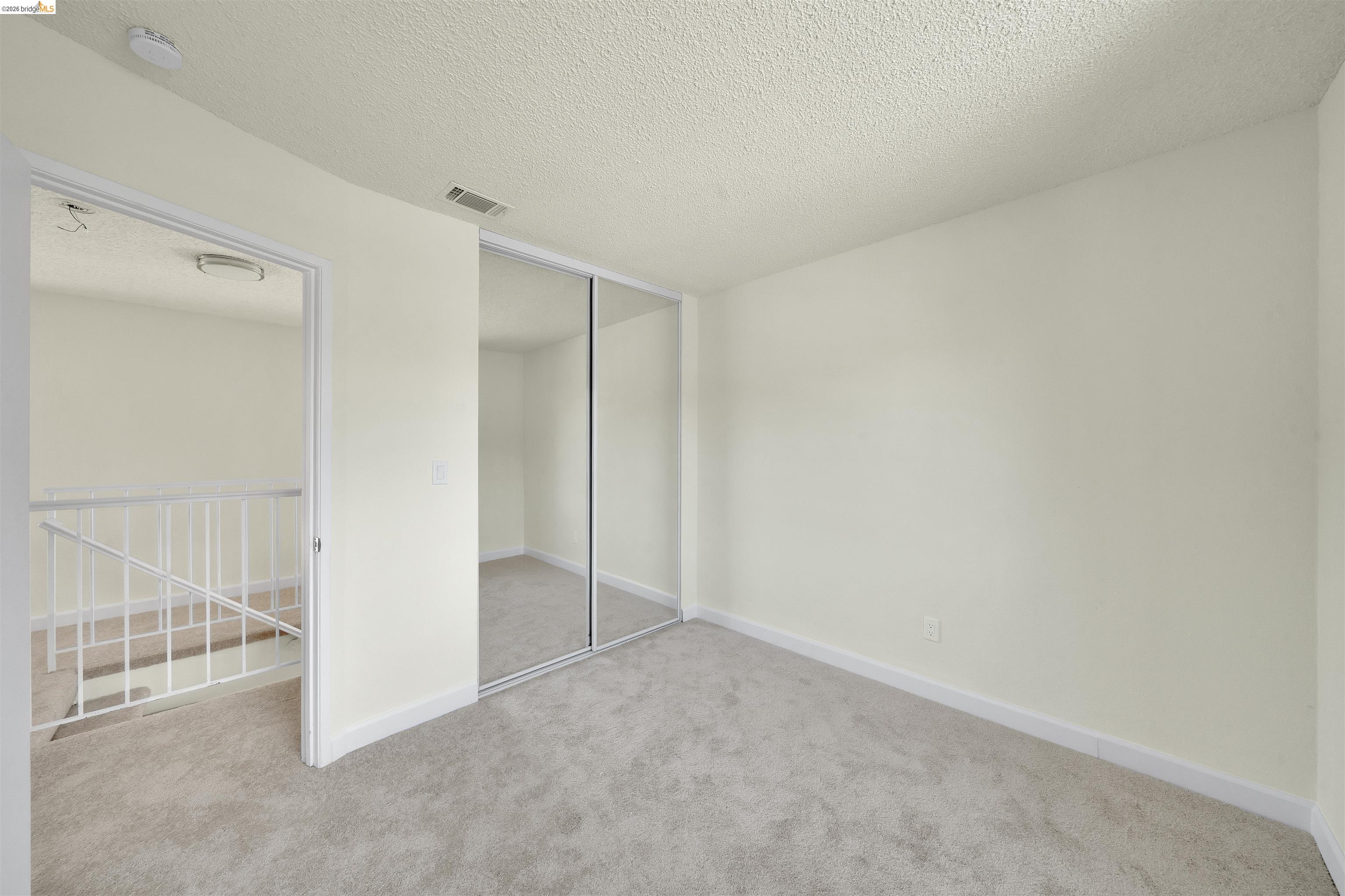 4352 Via Dora Dive