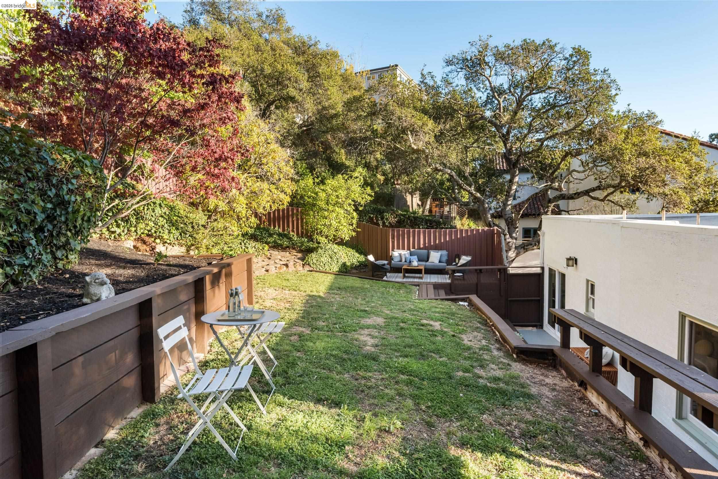 5200 Golden Gate Ave