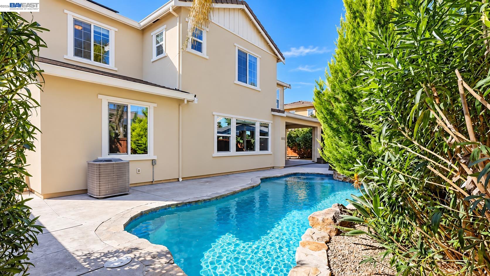 565 Fallsburg Court