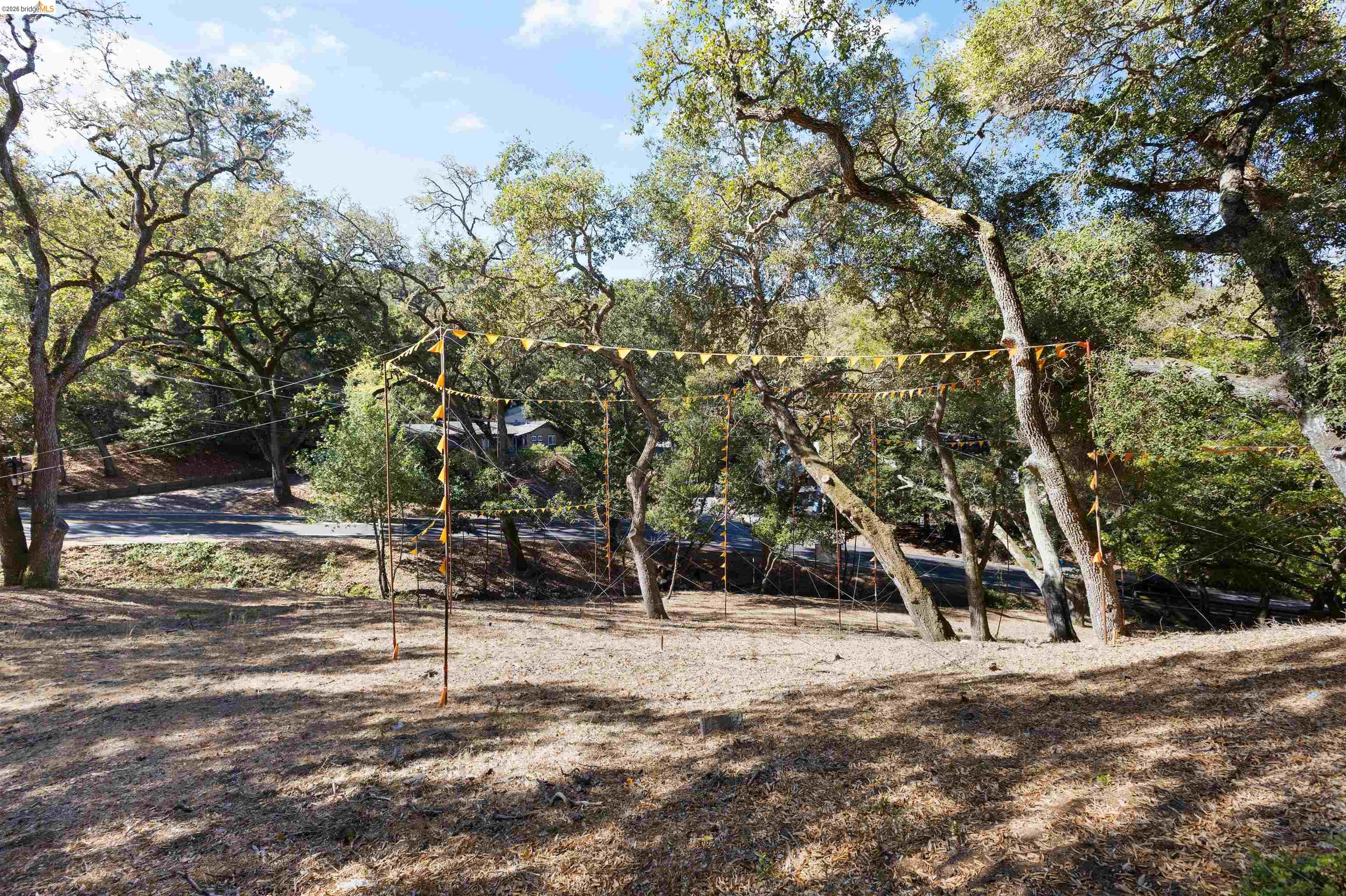 822 Acalanes Rd