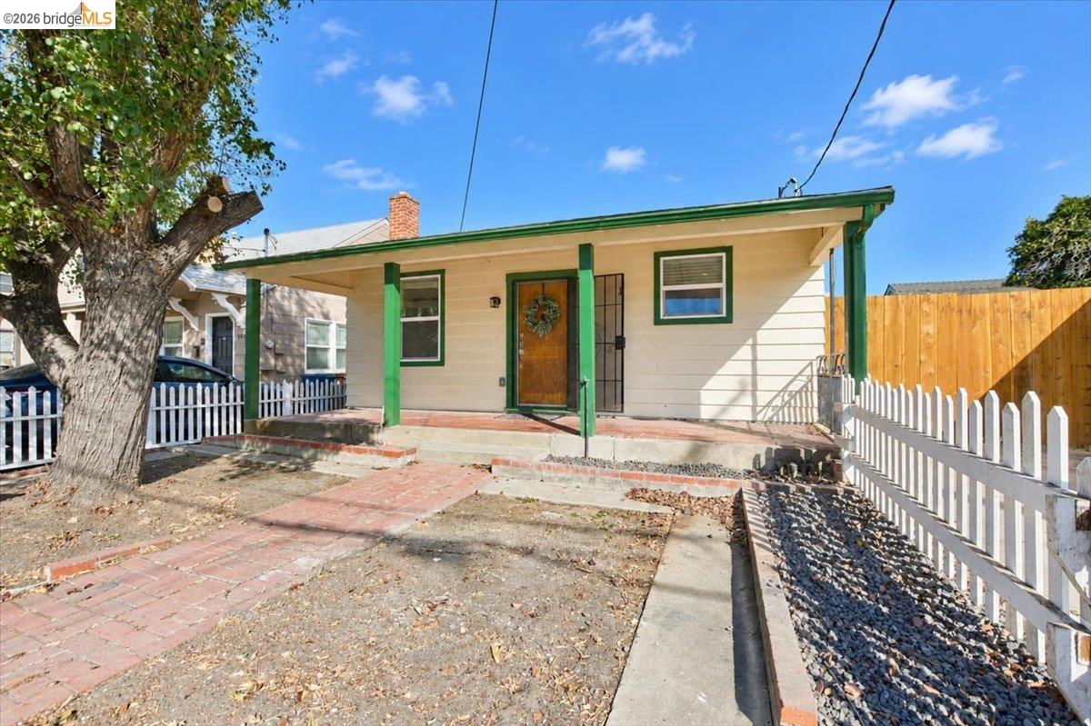 308 W 8th