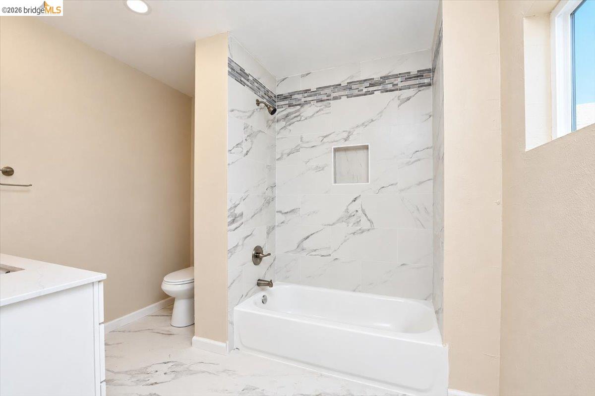 308 W 8th