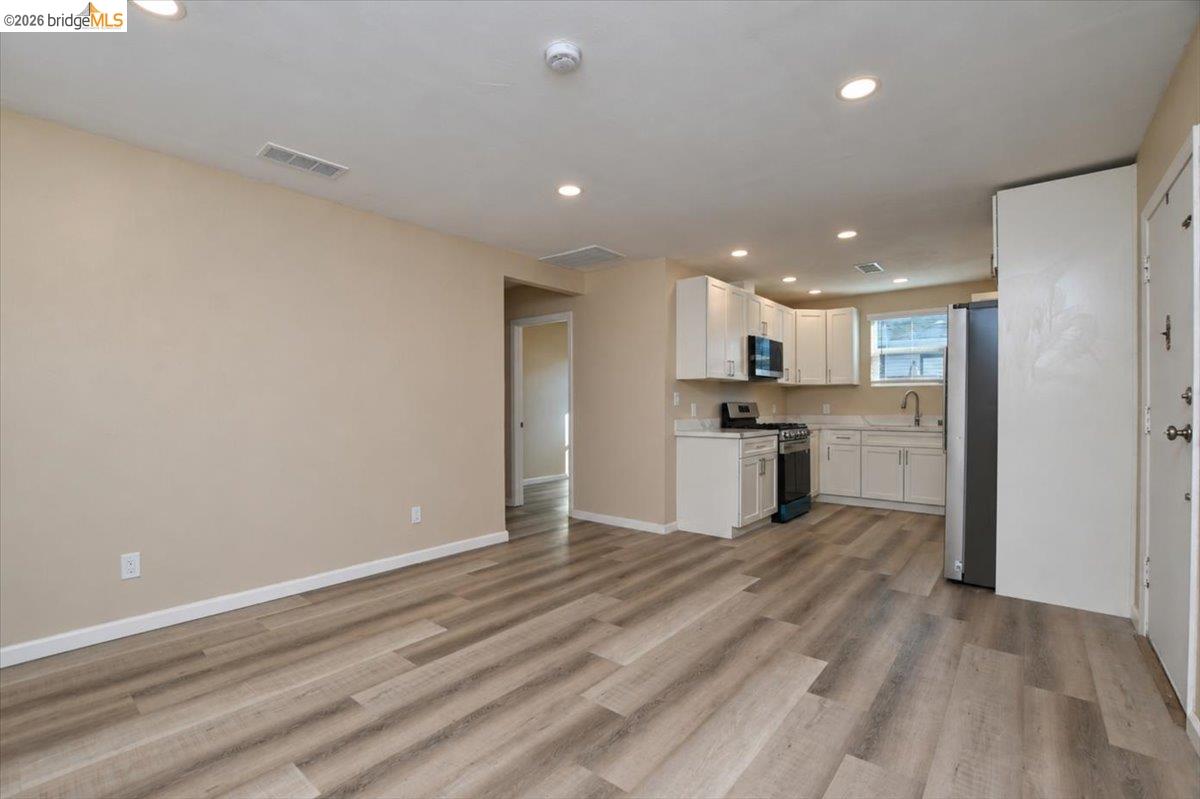 308 W 8th