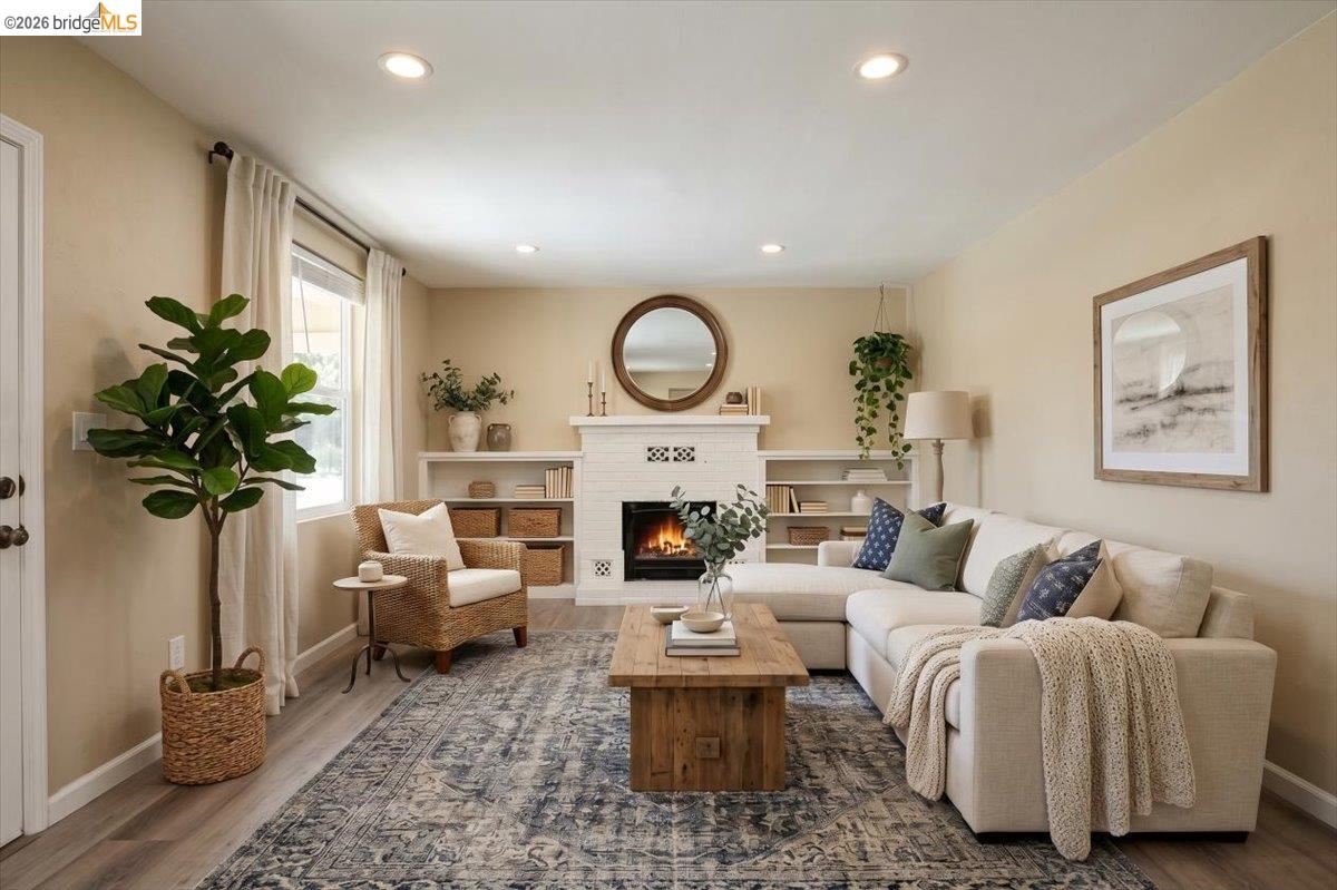 308 W 8th