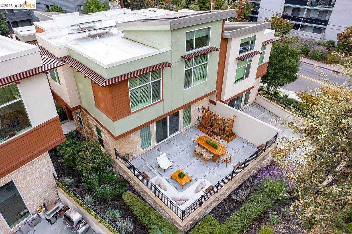 1247 Walker Ave # 2