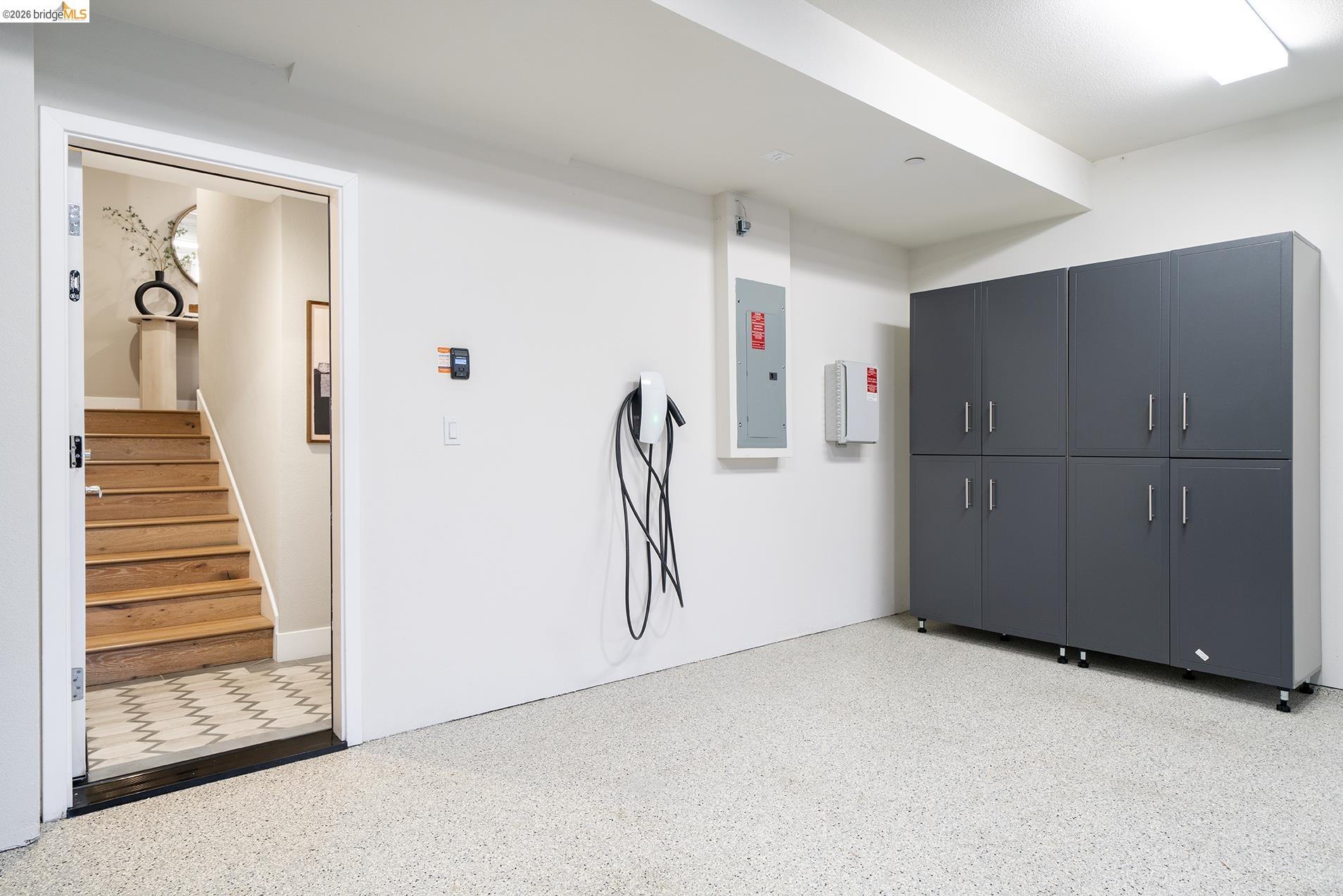 1247 Walker Ave # 2