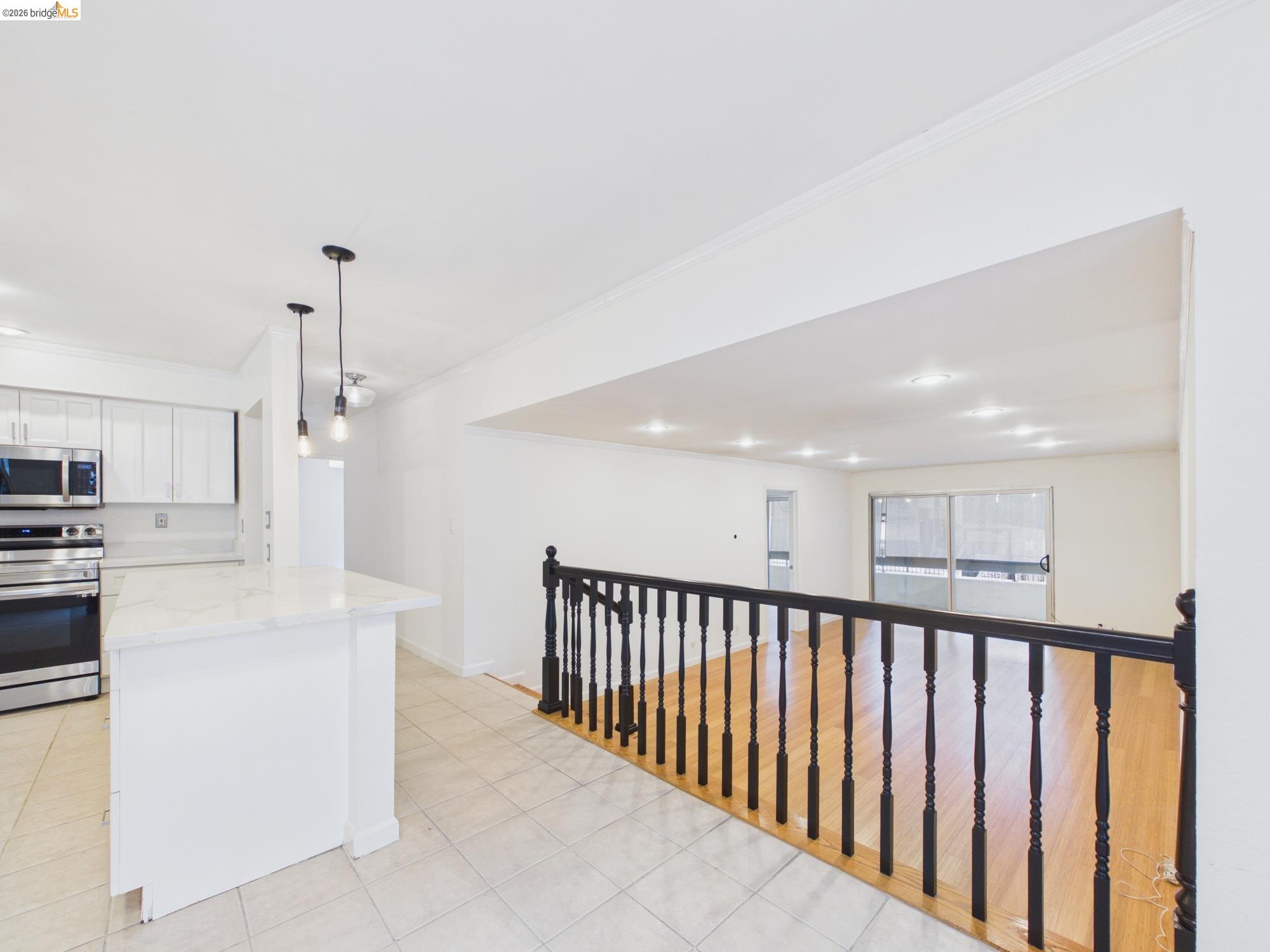466 Crescent St # 114