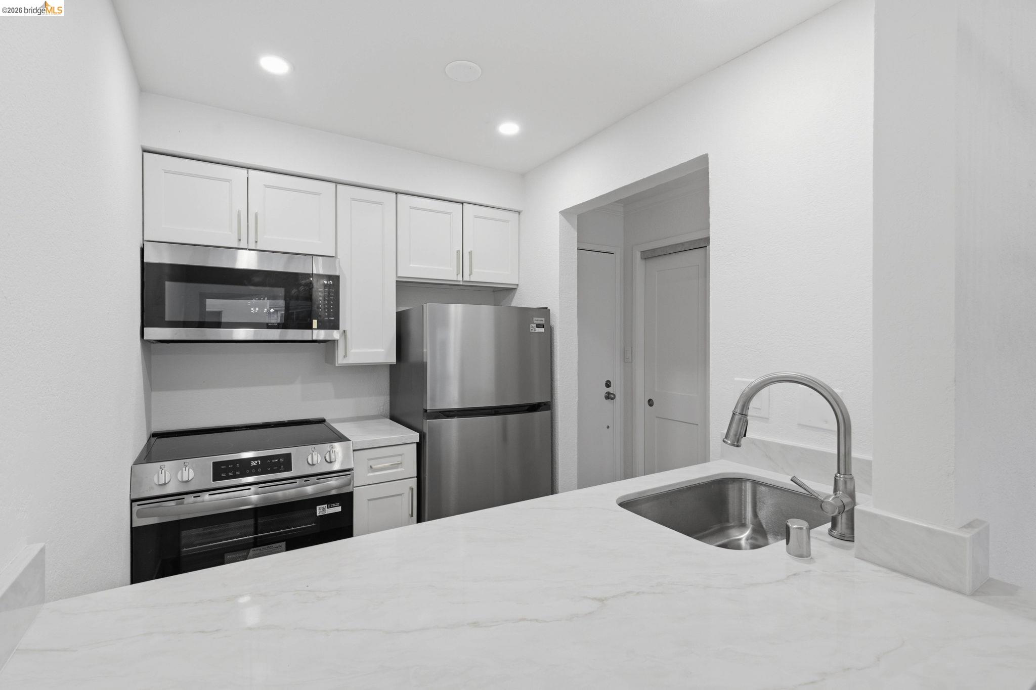 77 Fairmount Ave # 112