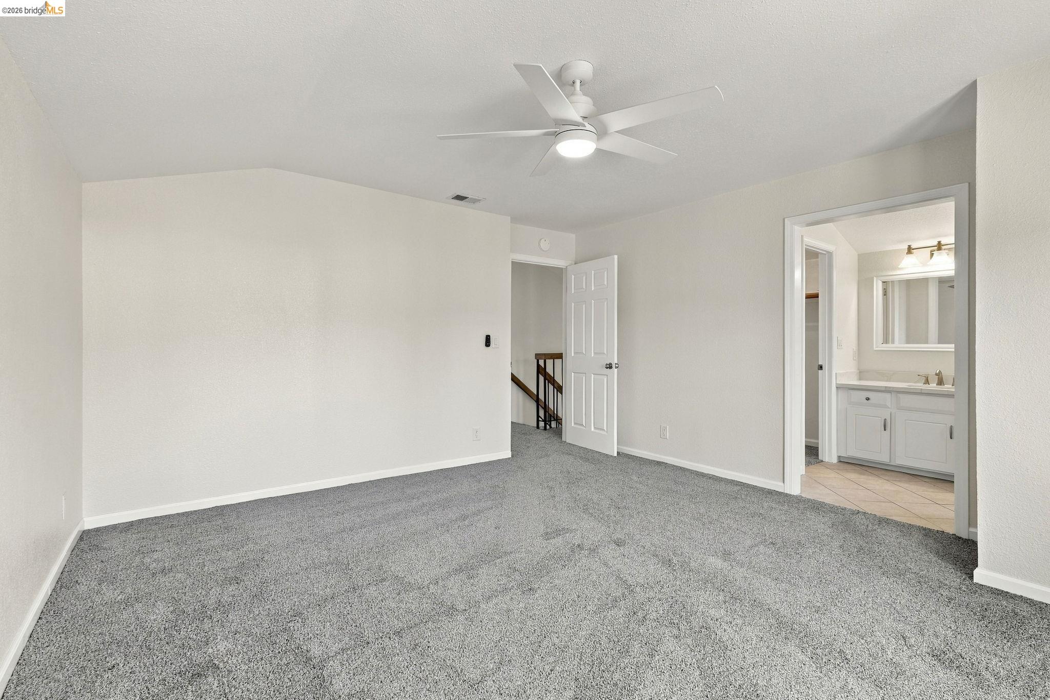 122 Stratford St