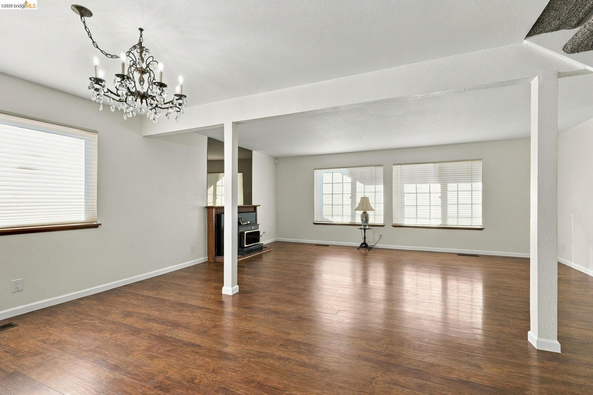 122 Stratford St