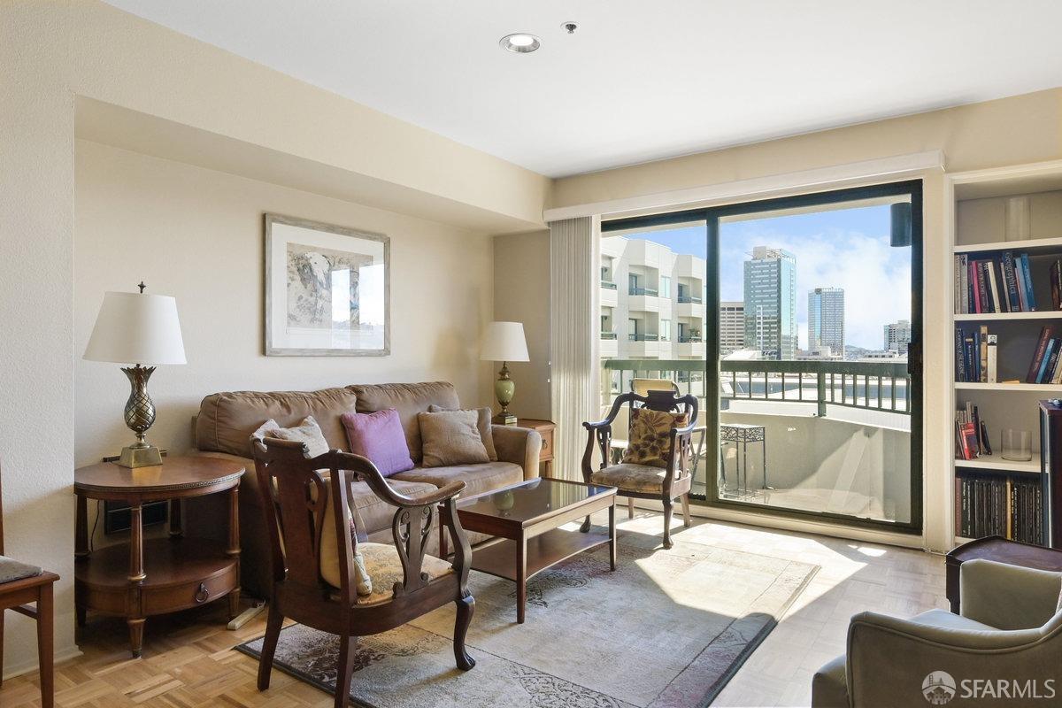 601 Van Ness Avenue # 825