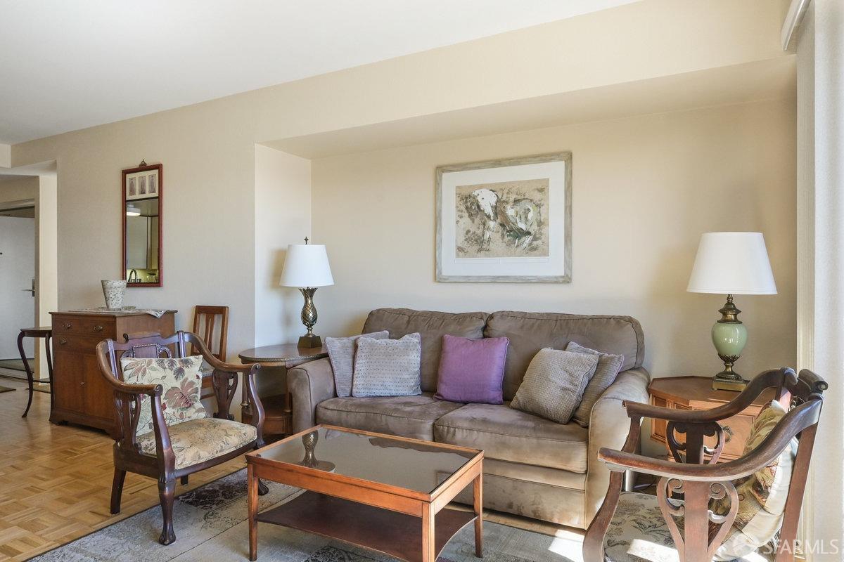 601 Van Ness Avenue # 825