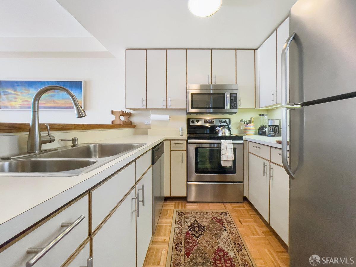 601 Van Ness Avenue # 825