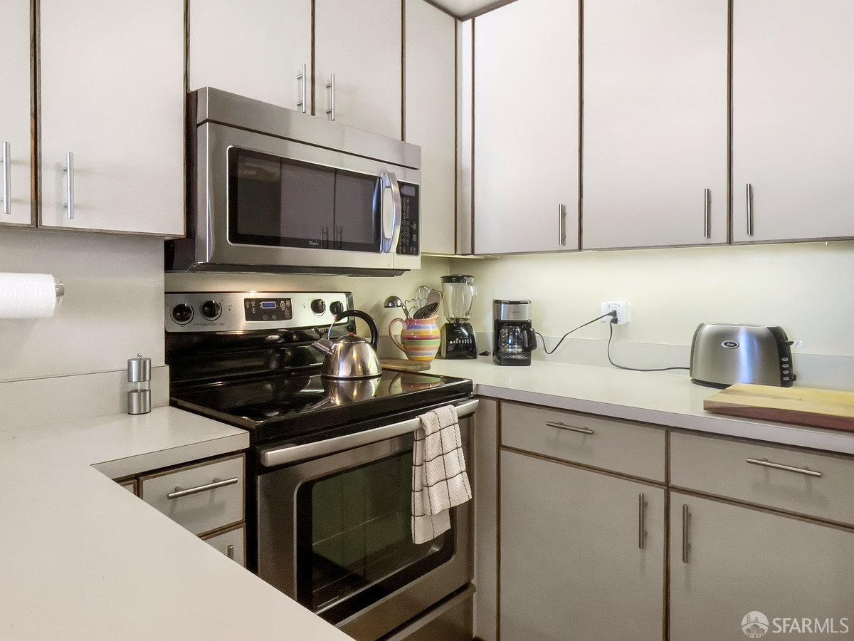 601 Van Ness Avenue # 825