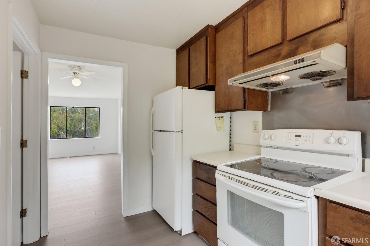 759 Burrows Street # 15