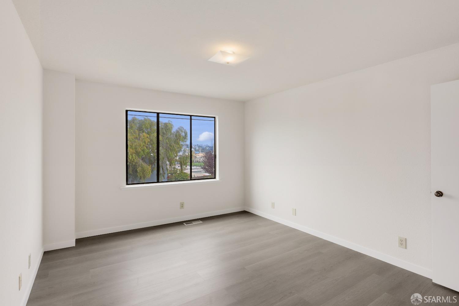 759 Burrows Street # 15