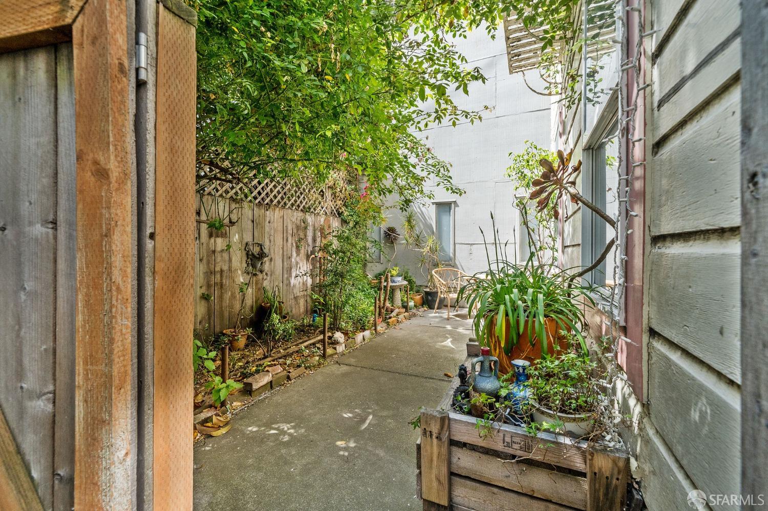 28-30 Shotwell Street