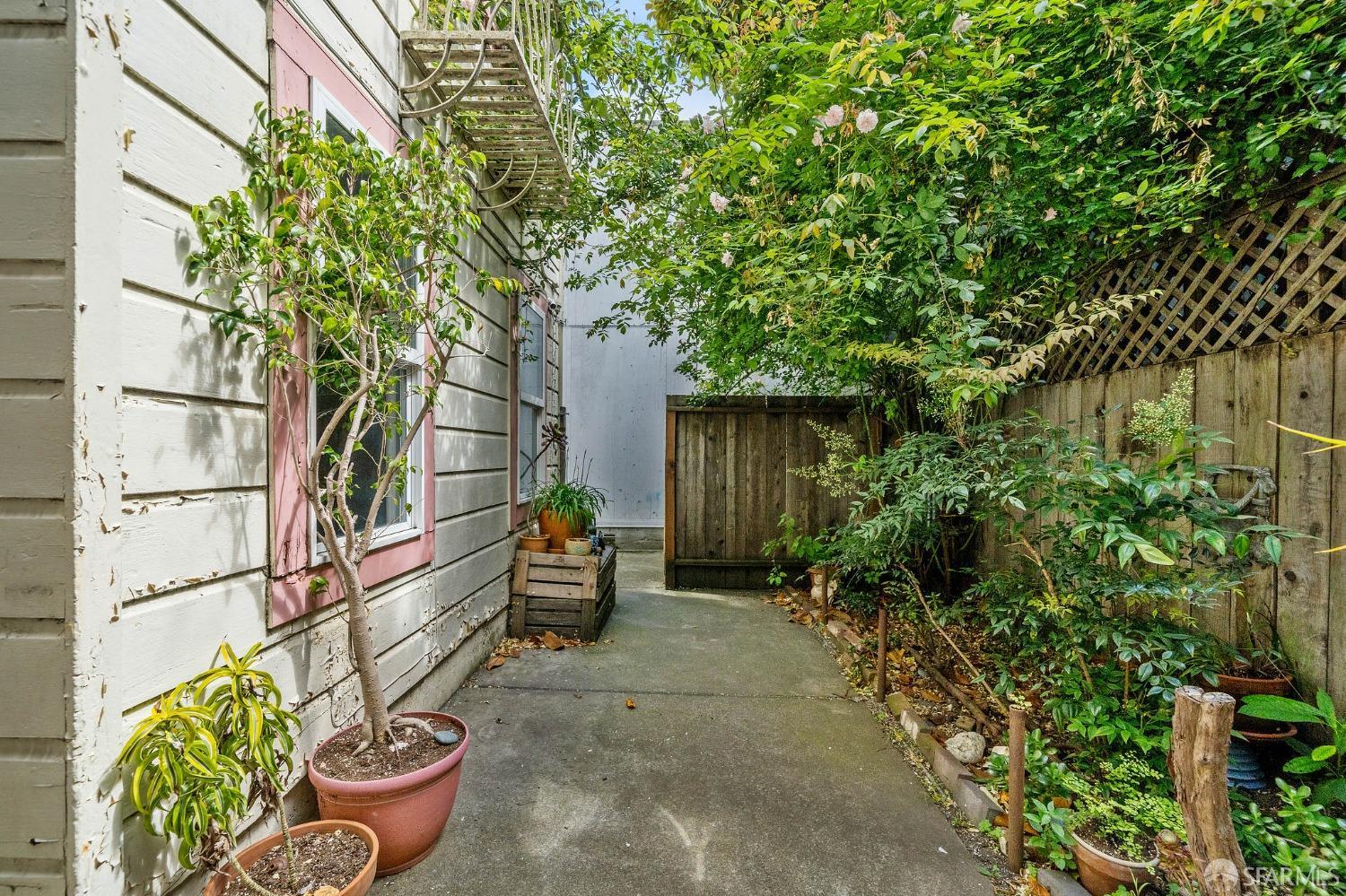 28-30 Shotwell Street