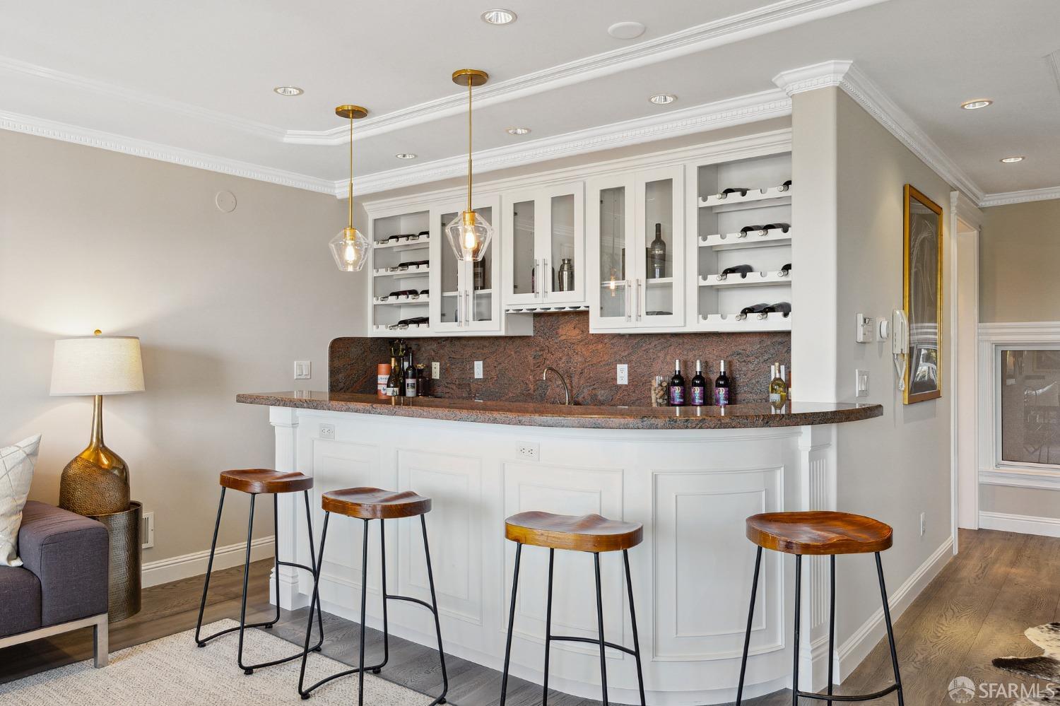 467 Melrose Avenue