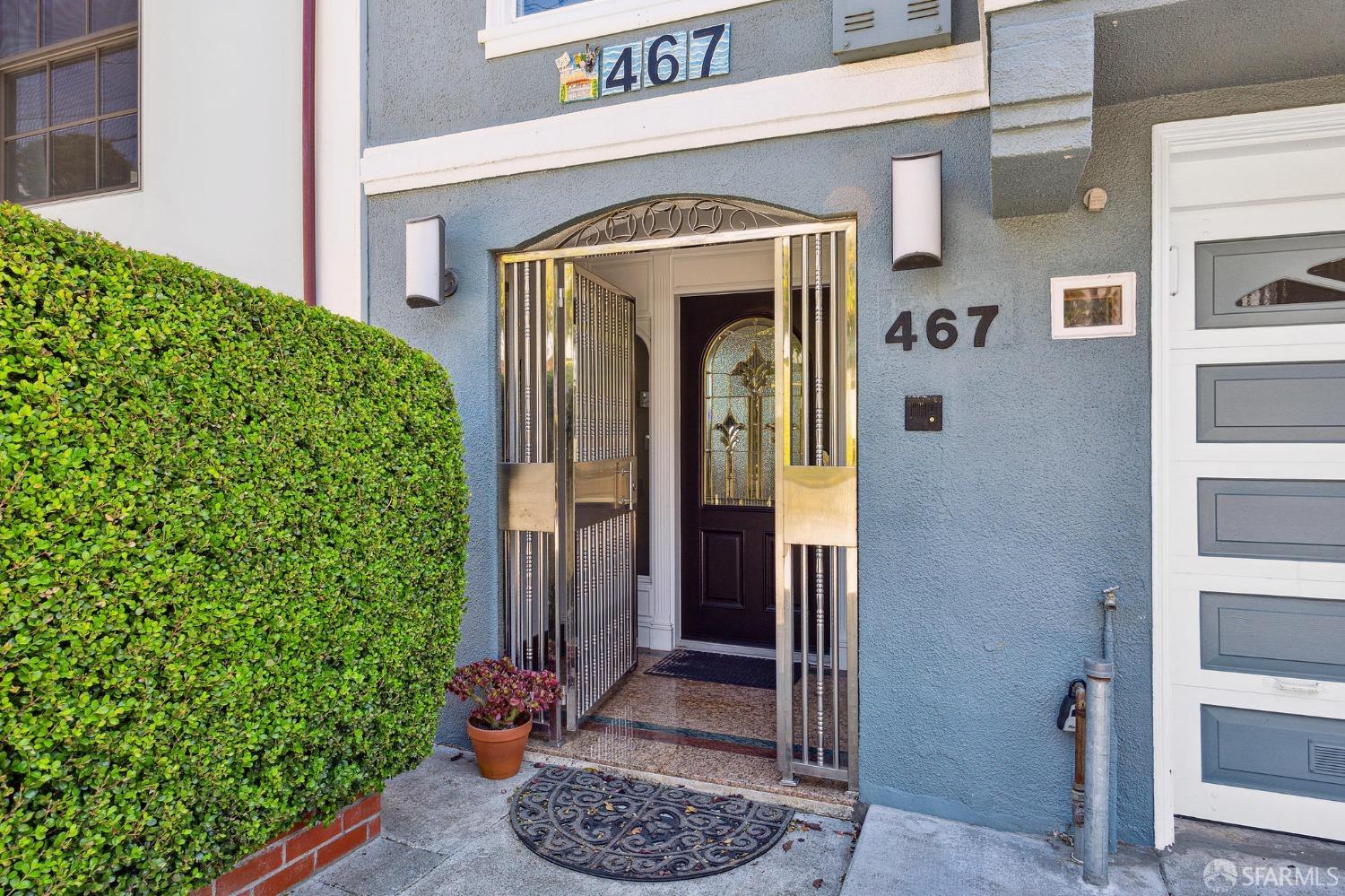 467 Melrose Avenue