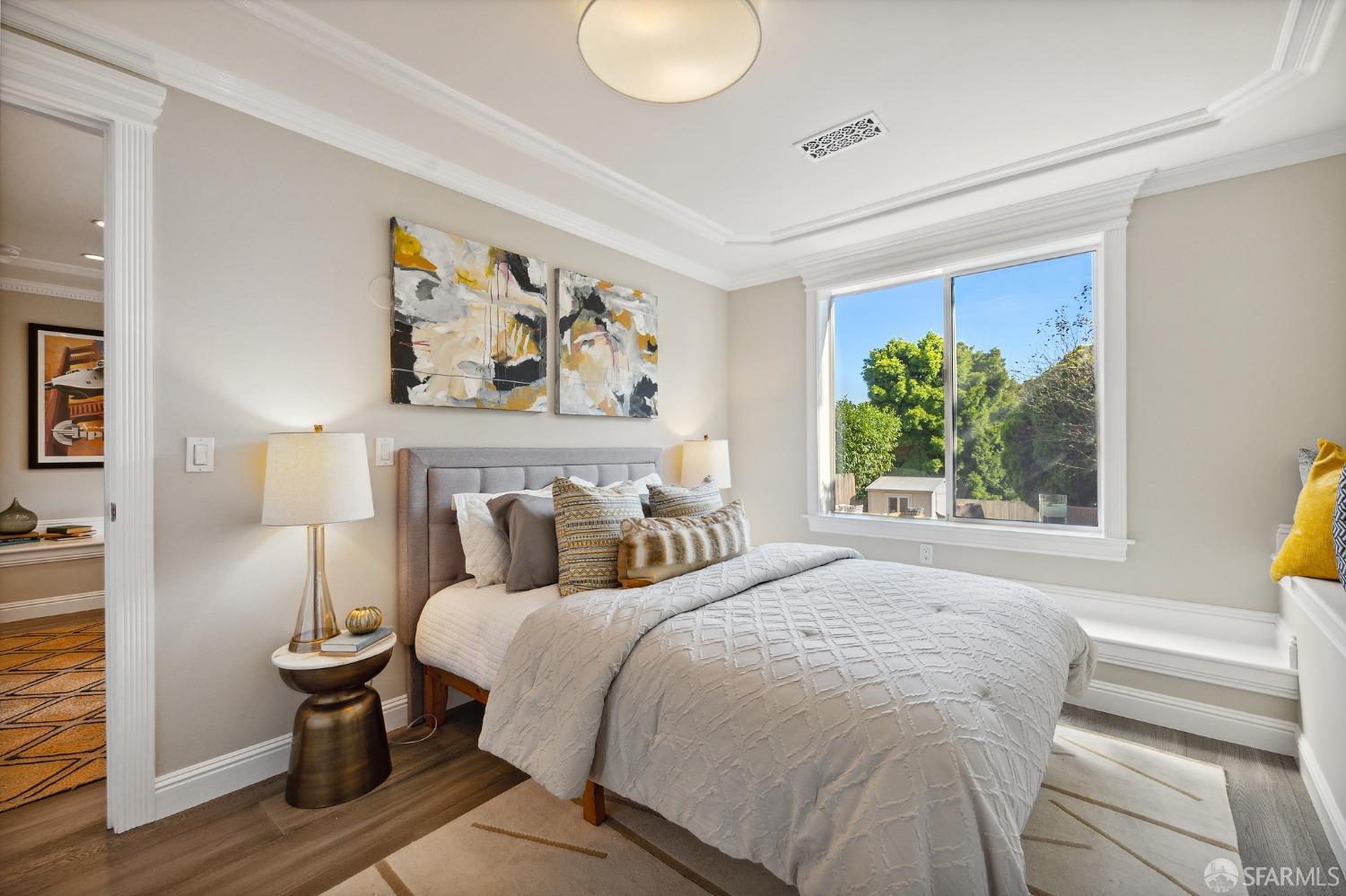 467 Melrose Avenue