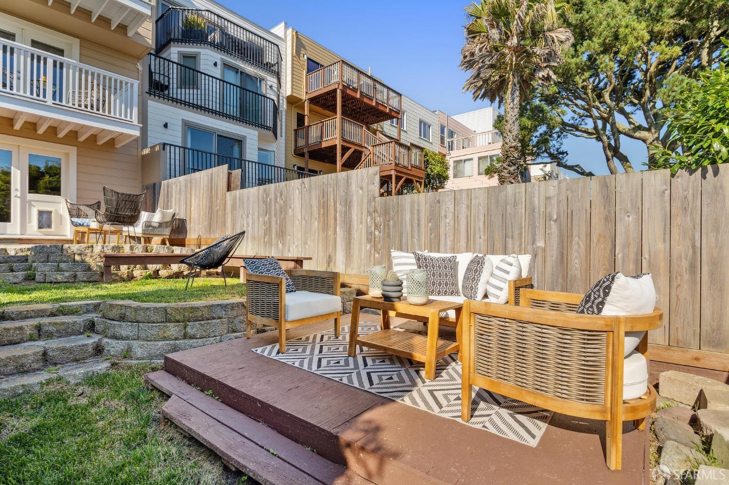 467 Melrose Avenue