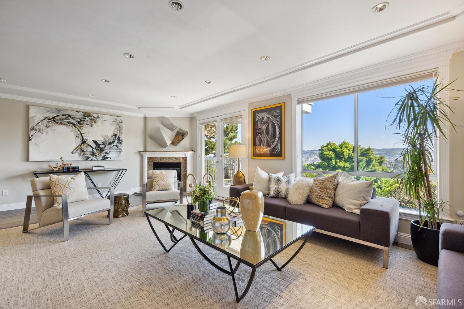 467 Melrose Avenue