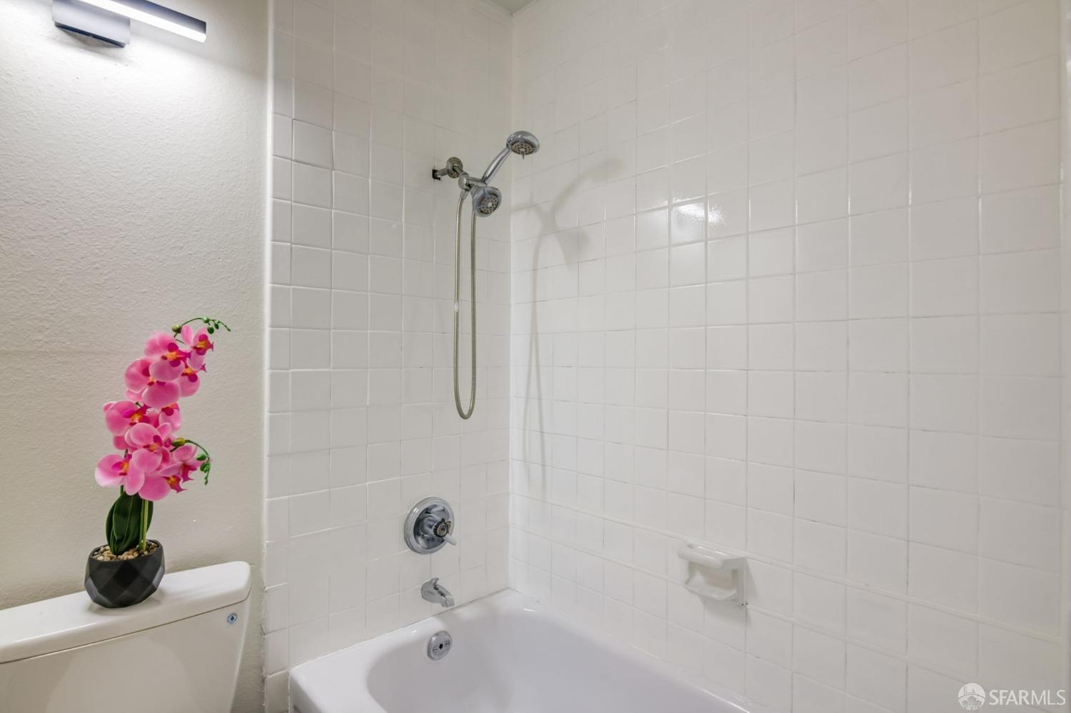 990 Duncan Street # 307G