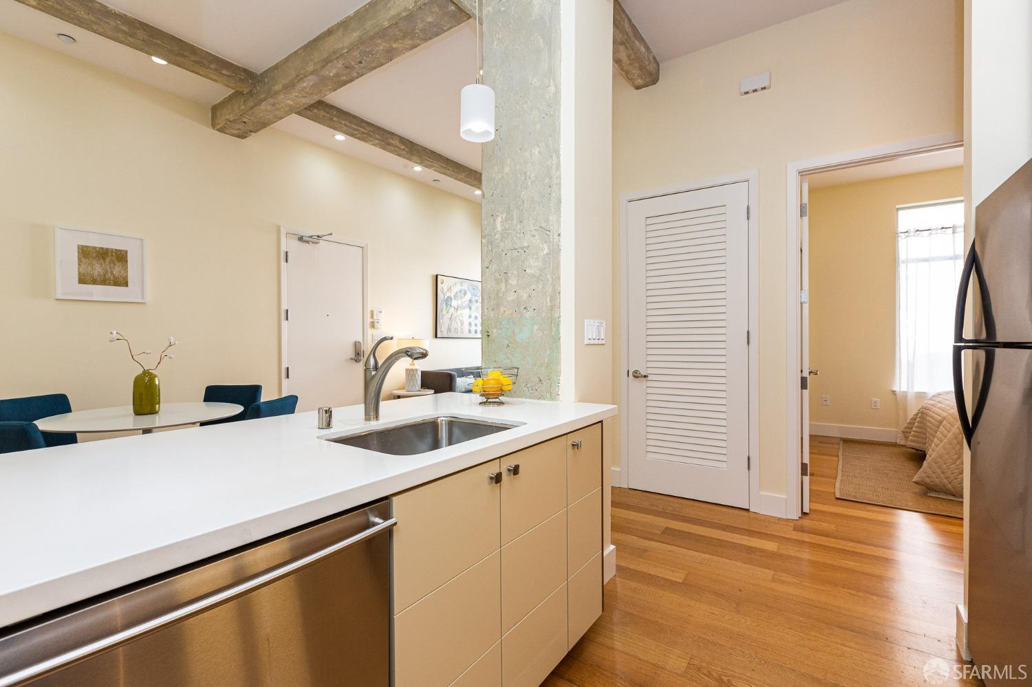1158 Sutter Street # 8