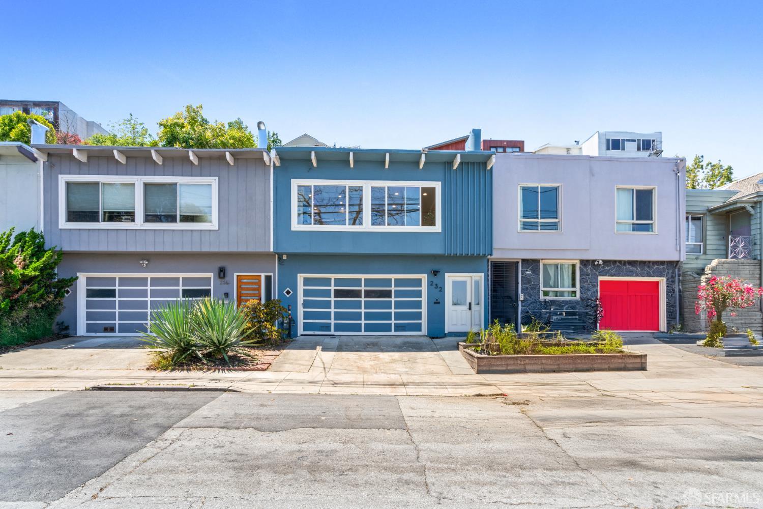232 Holladay Avenue