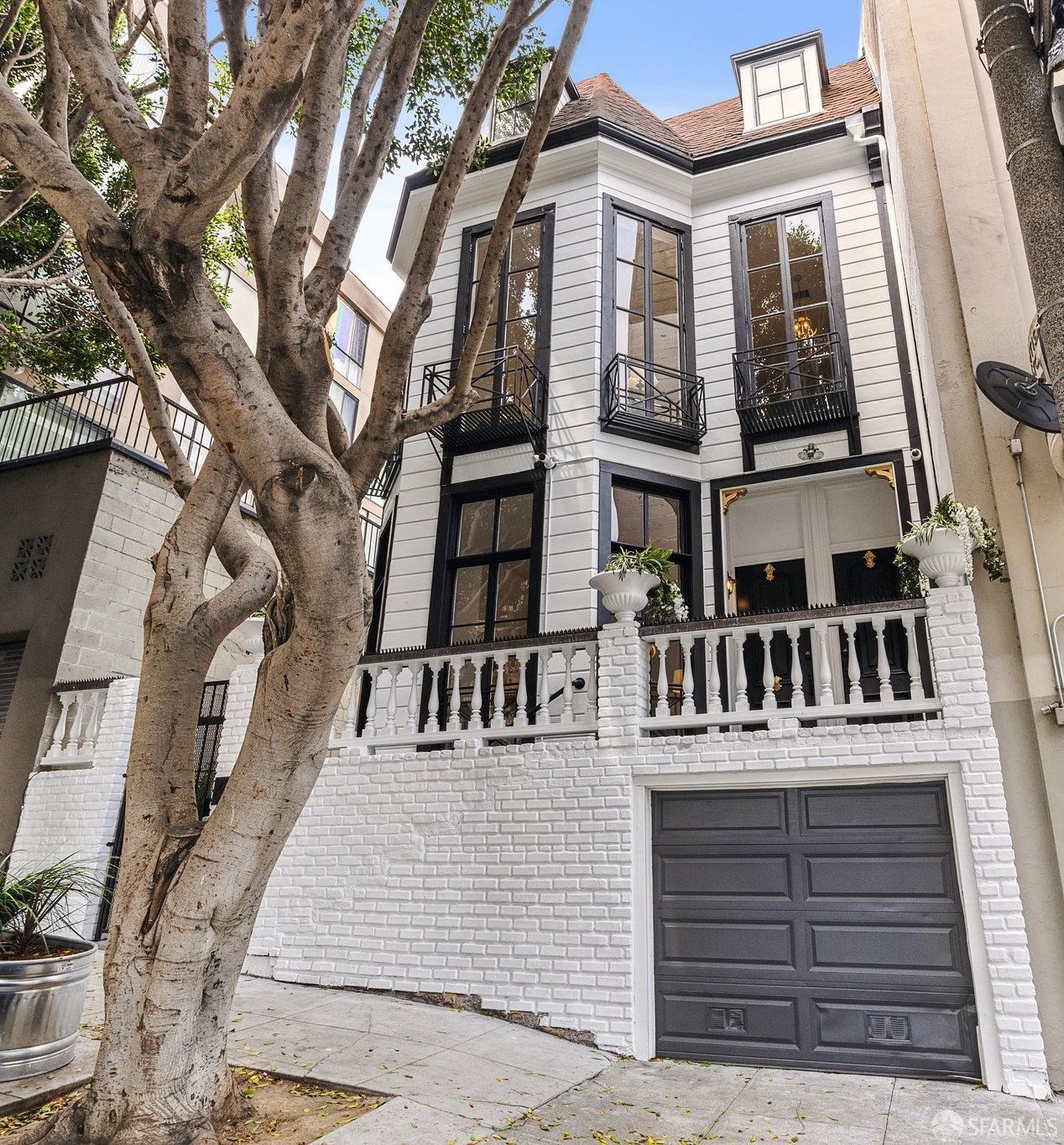 956 Ellis Street