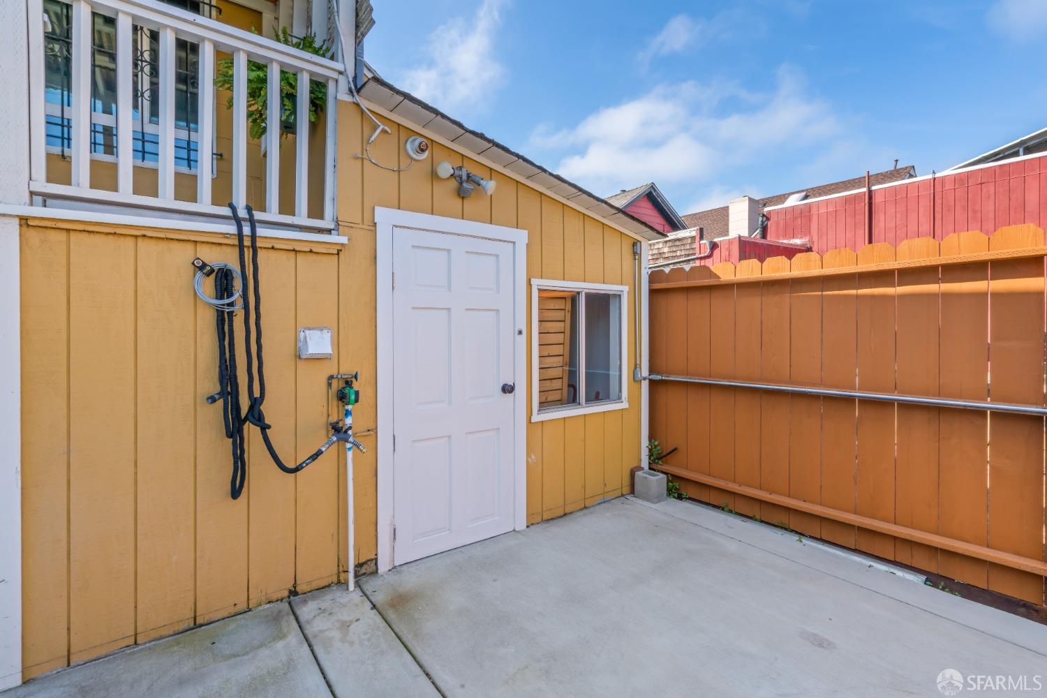 238 Sadowa Street