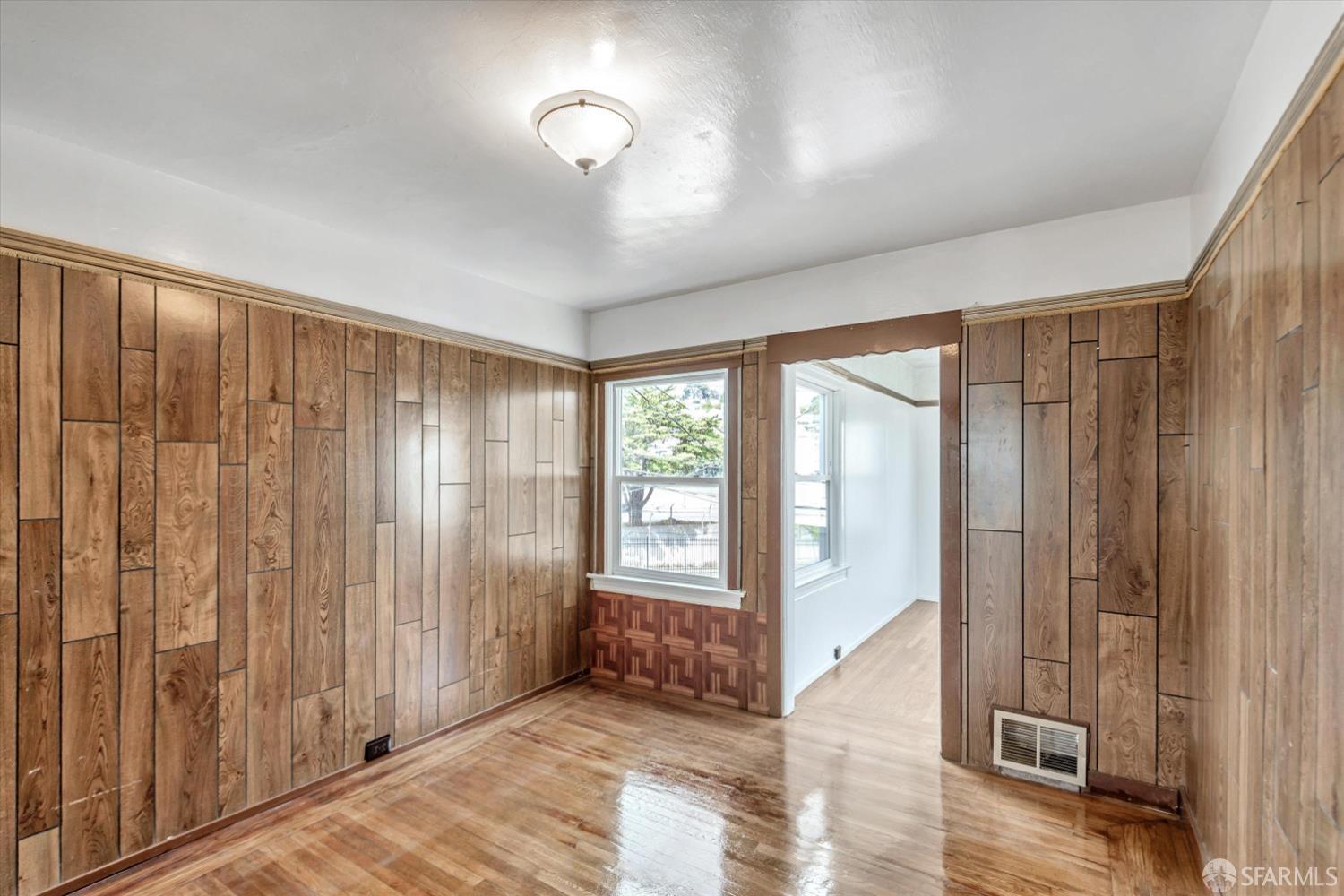 50 Nantucket Avenue