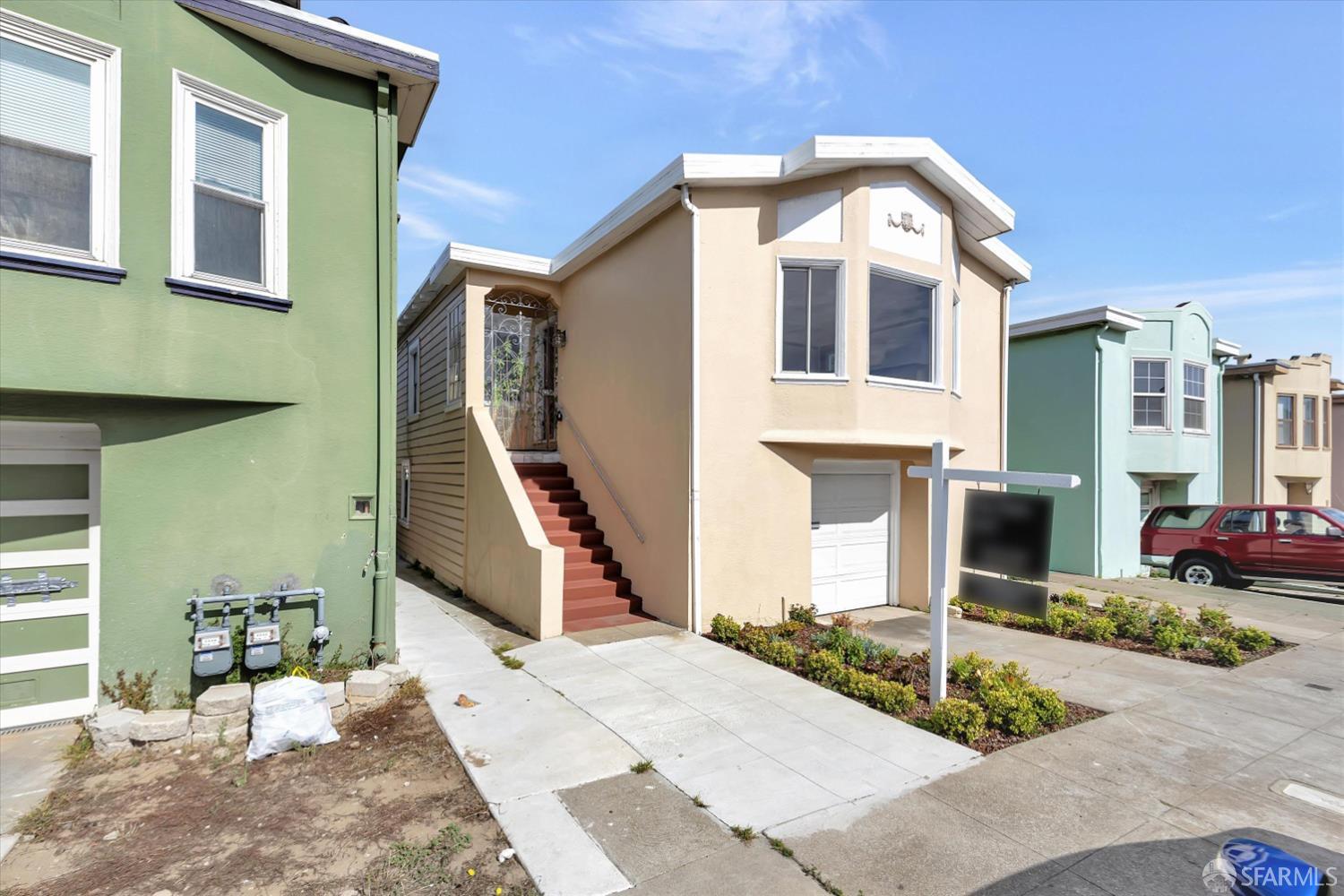 50 Nantucket Avenue