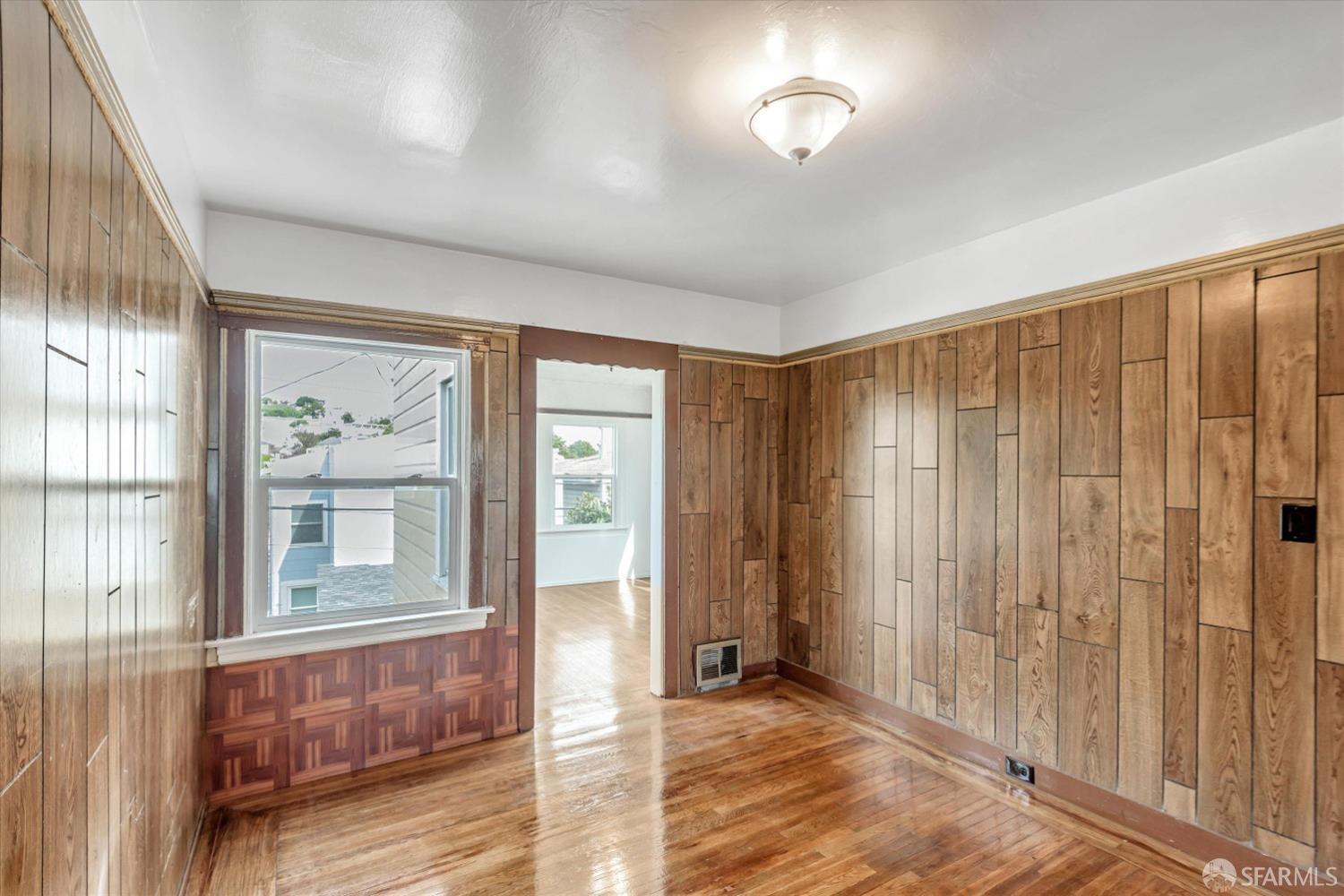 50 Nantucket Avenue