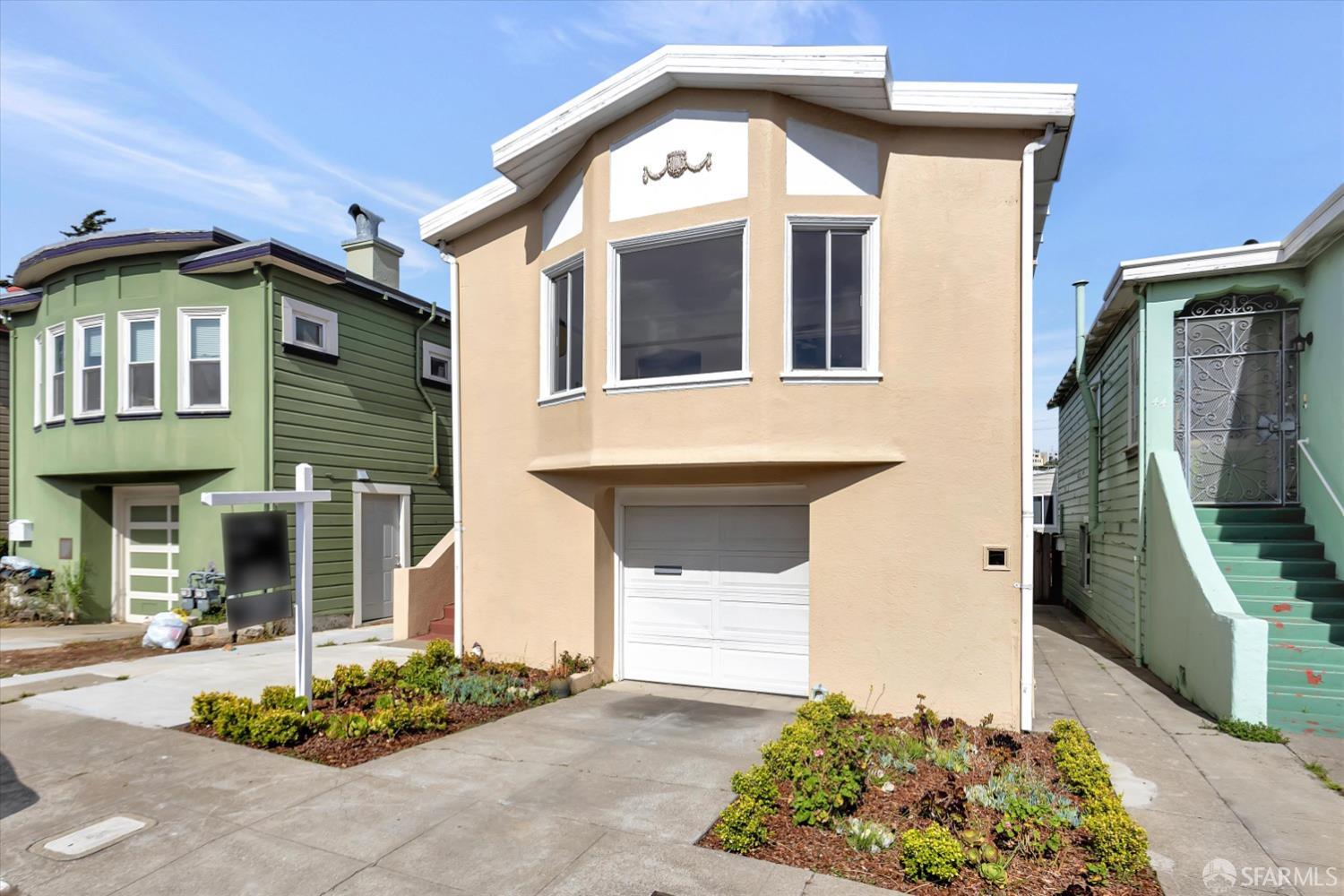 50 Nantucket Avenue