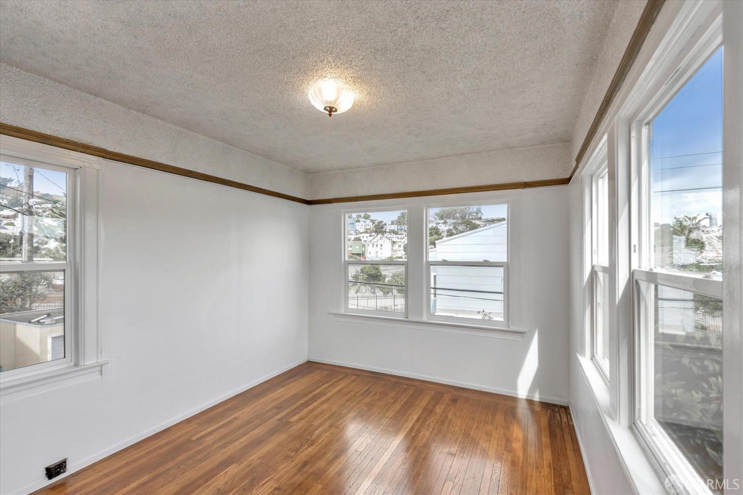 50 Nantucket Avenue