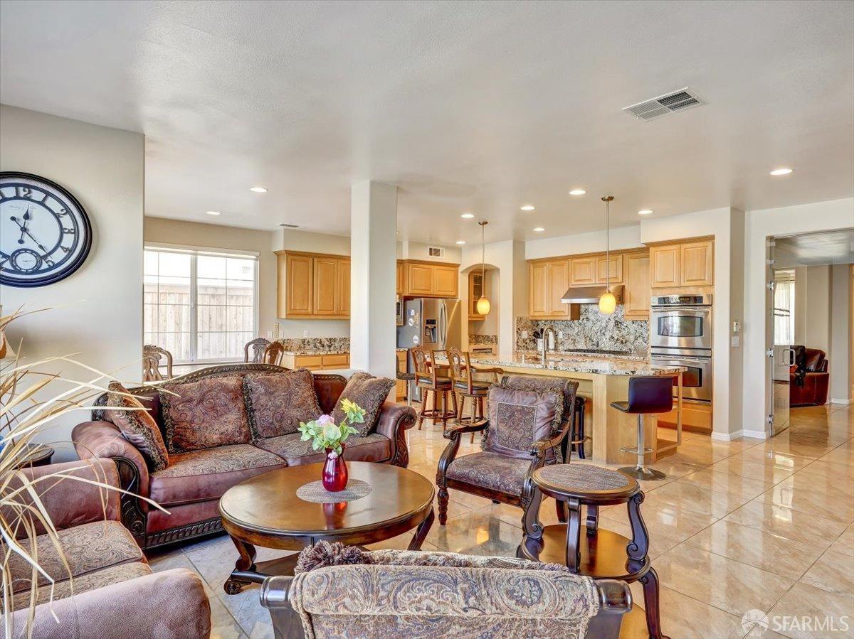 1081 Rock Harbor Point