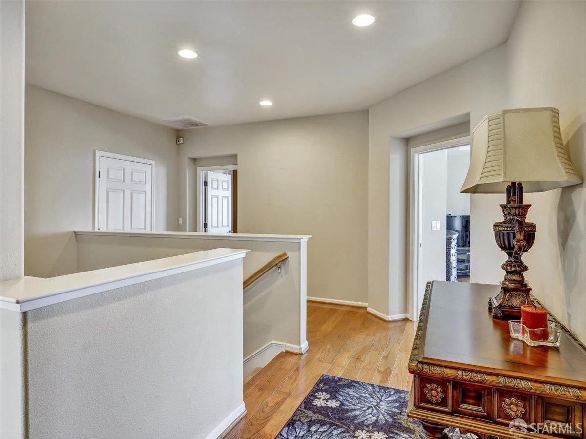 1081 Rock Harbor Point