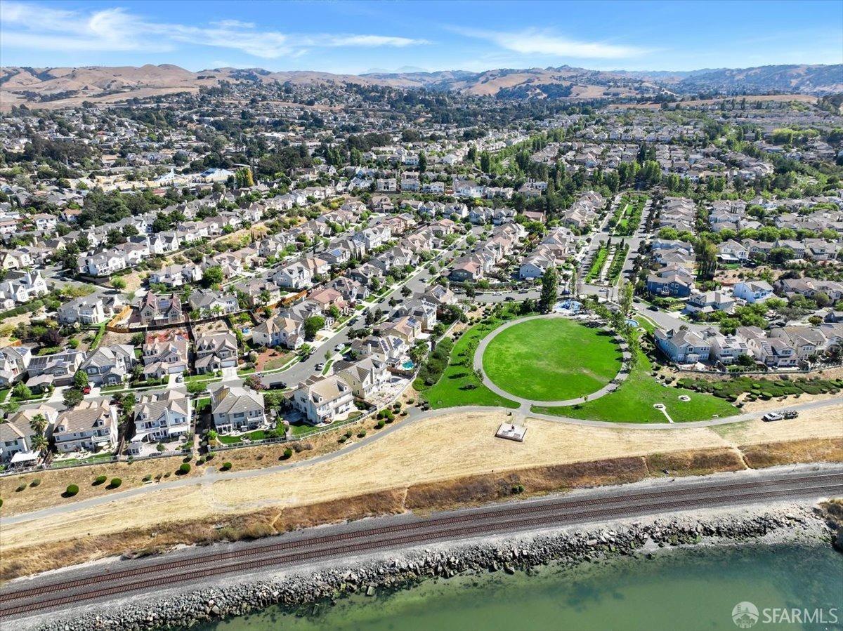 1081 Rock Harbor Point