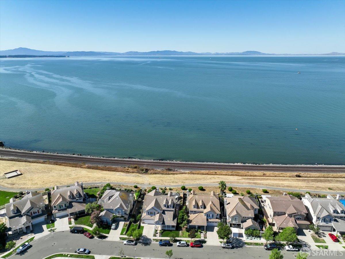 1081 Rock Harbor Point