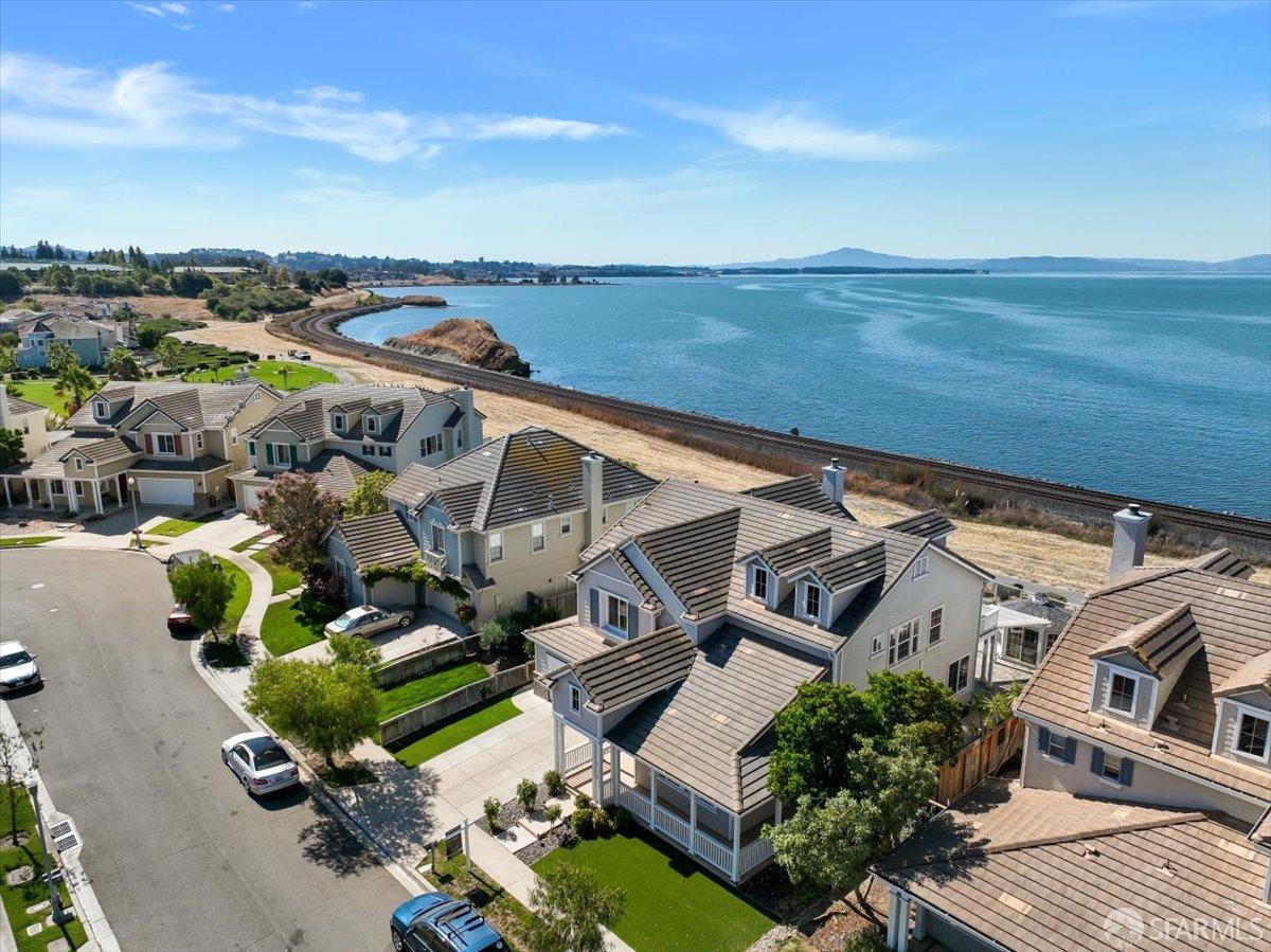 1081 Rock Harbor Point