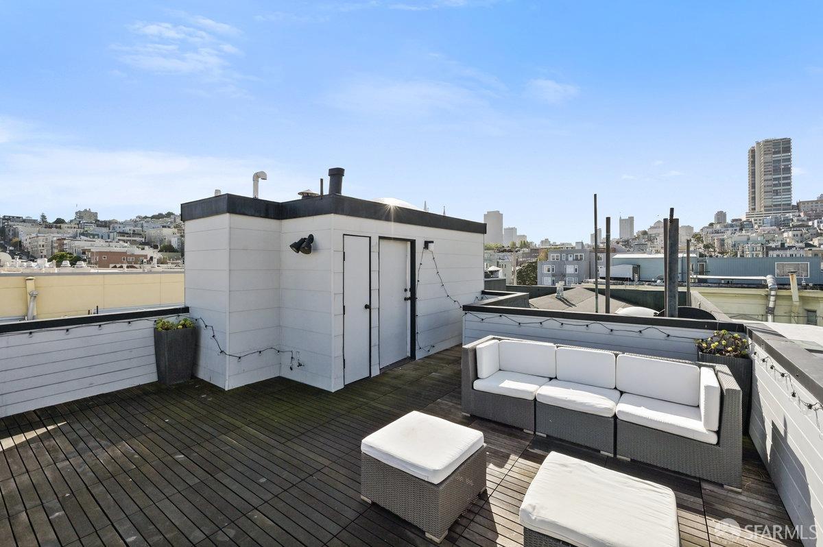 582 Chestnut Street