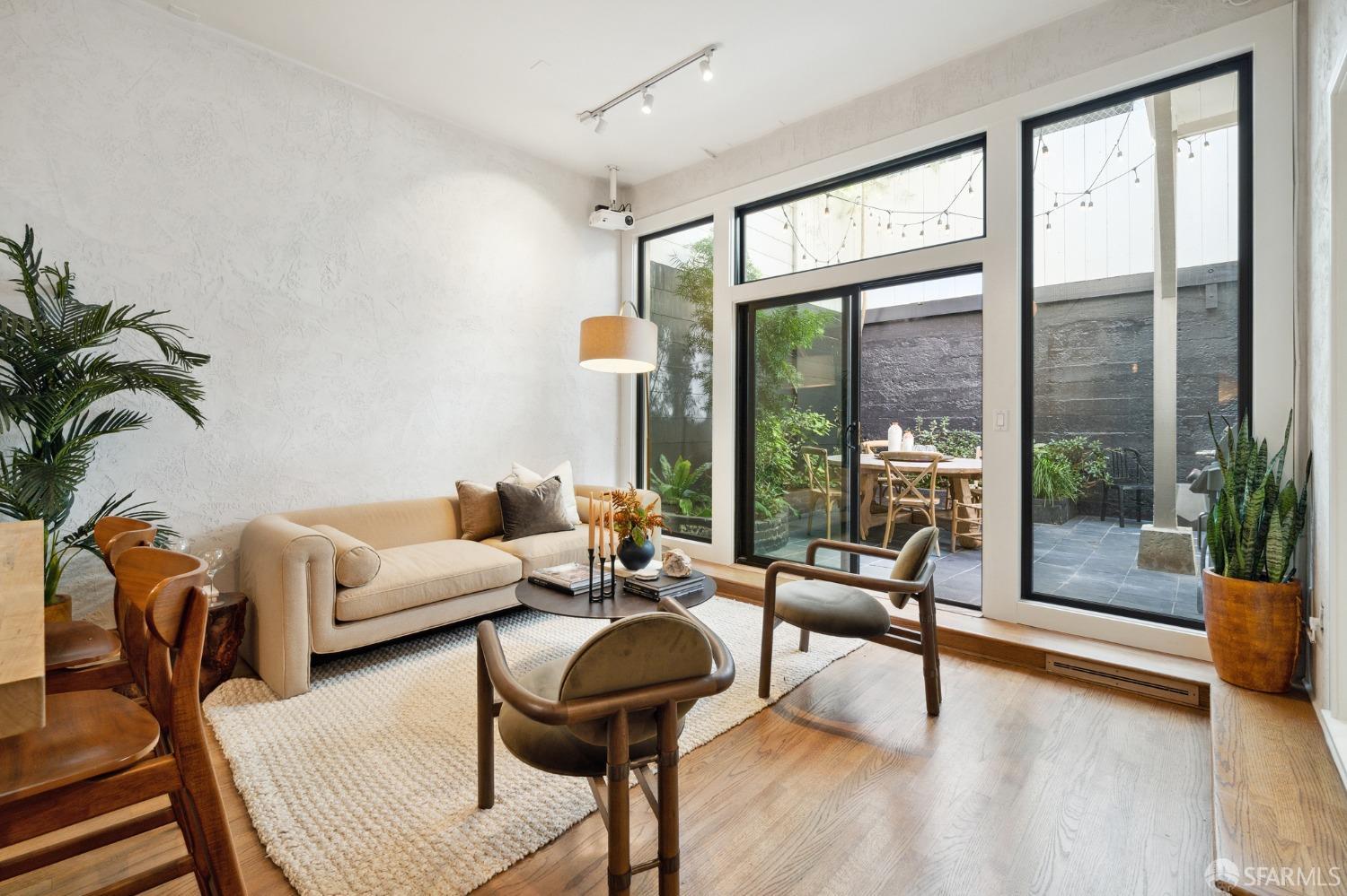 62 Elgin Park