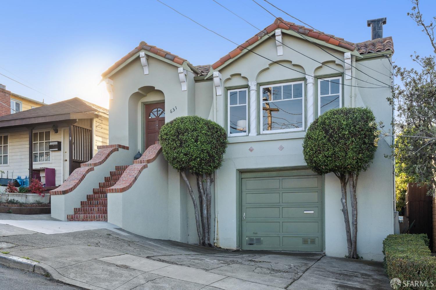 631 Orizaba Avenue