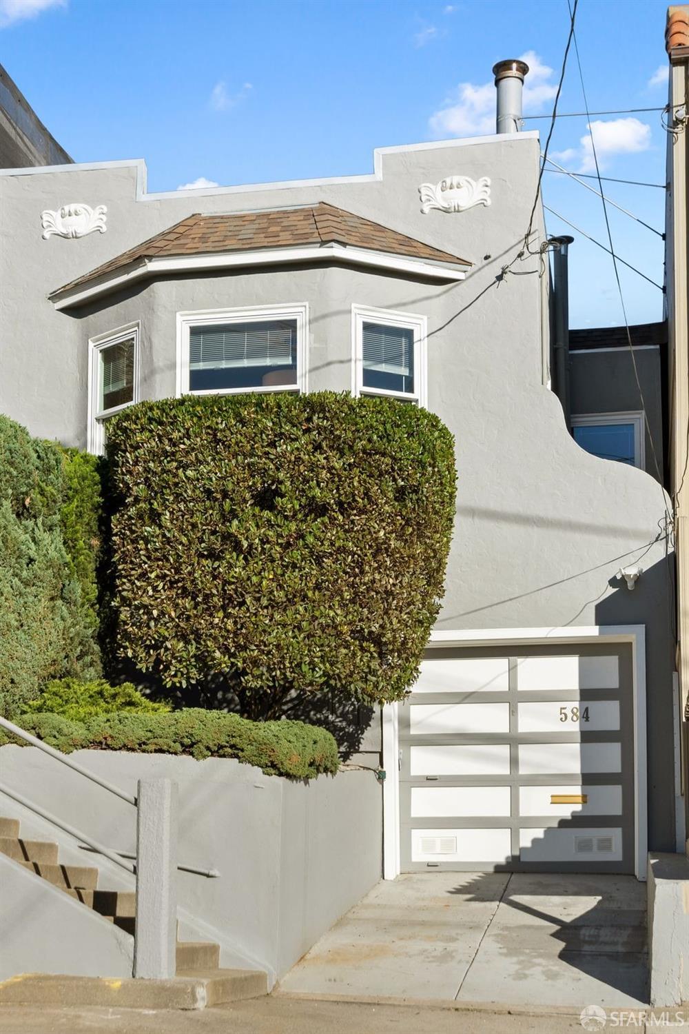 584 Valley Street