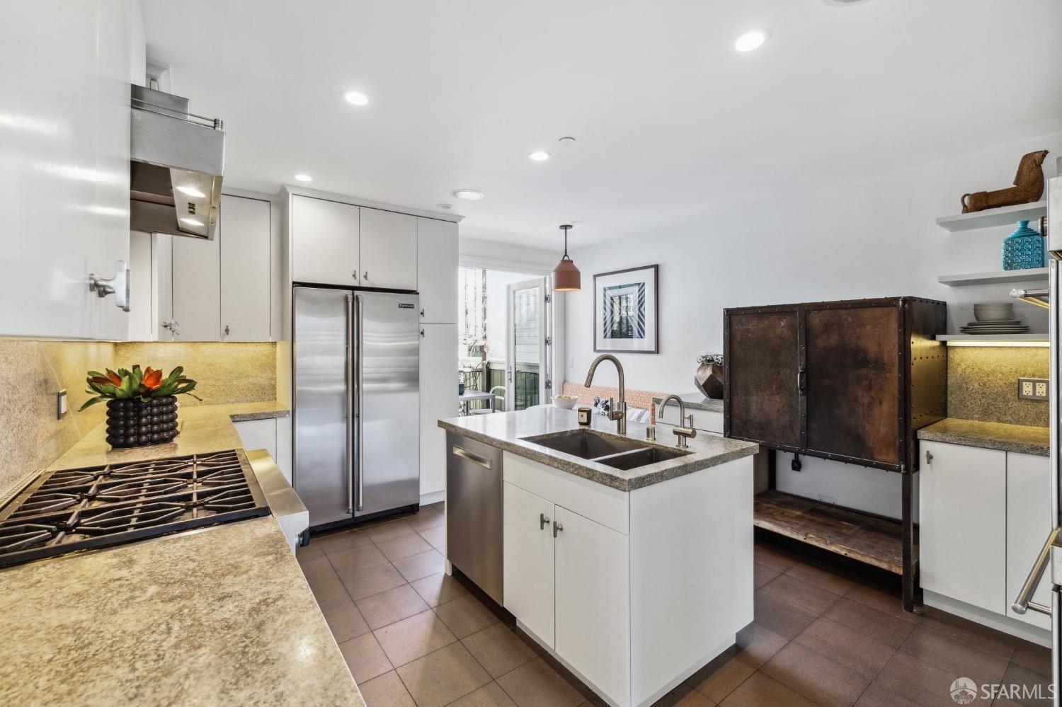 72 Nido Avenue